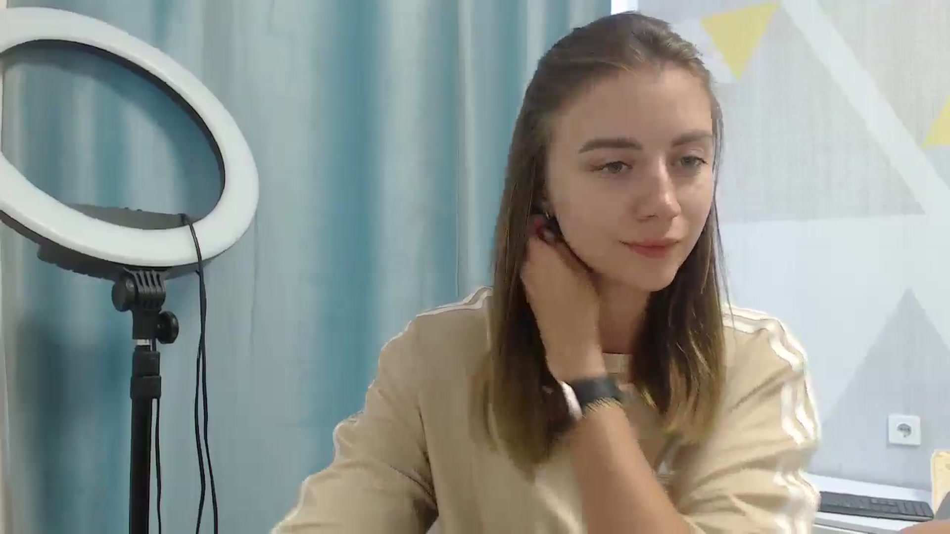 Gallery image thumbnail from Sulfate0's myfreecams stream on, 07/14/2025, 09:23 image 3 of 20