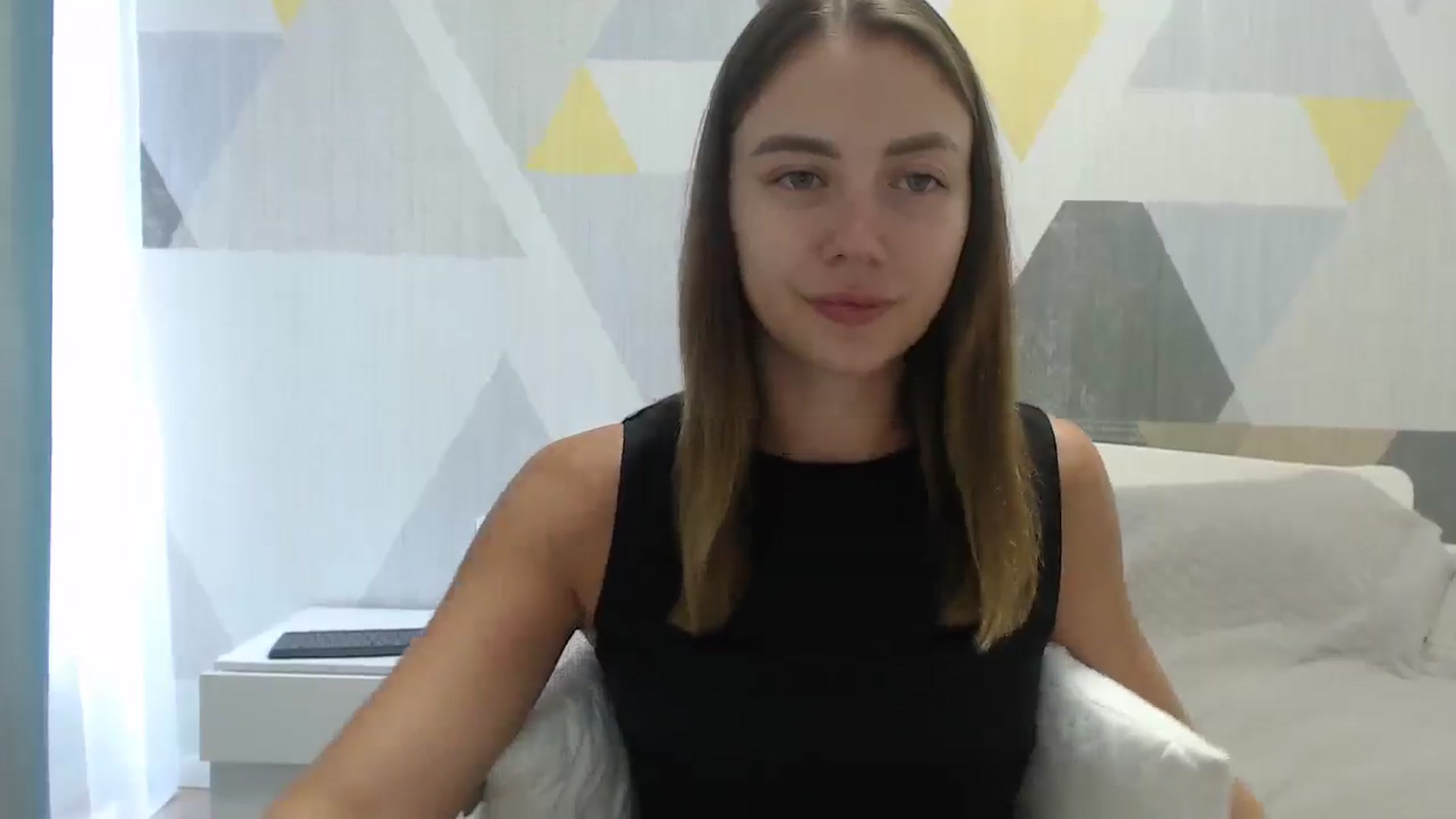 Gallery image thumbnail from Sulfate0's myfreecams stream on, 07/18/2025, 08:54 image 12 of 20