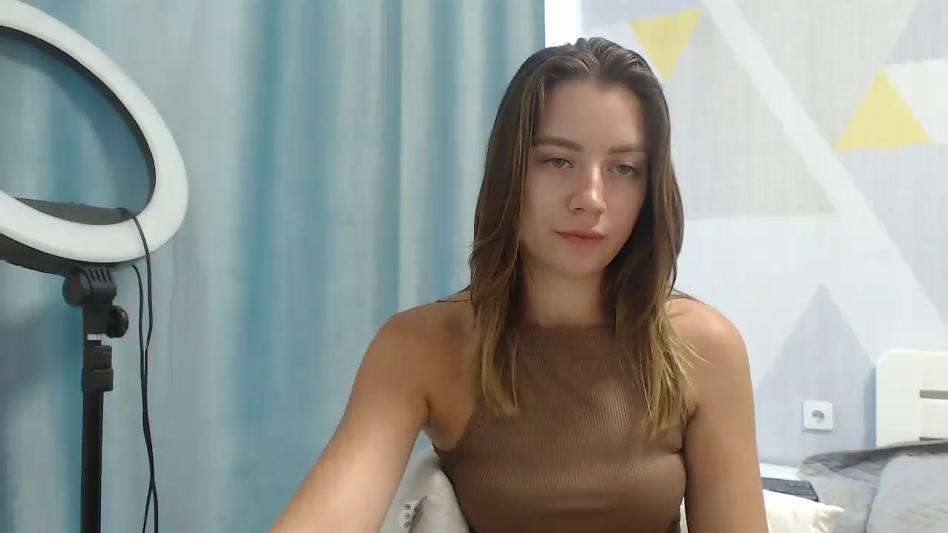 Gallery image thumbnail from Sulfate0's myfreecams stream on, 07/20/2025, 08:31 image 6 of 20