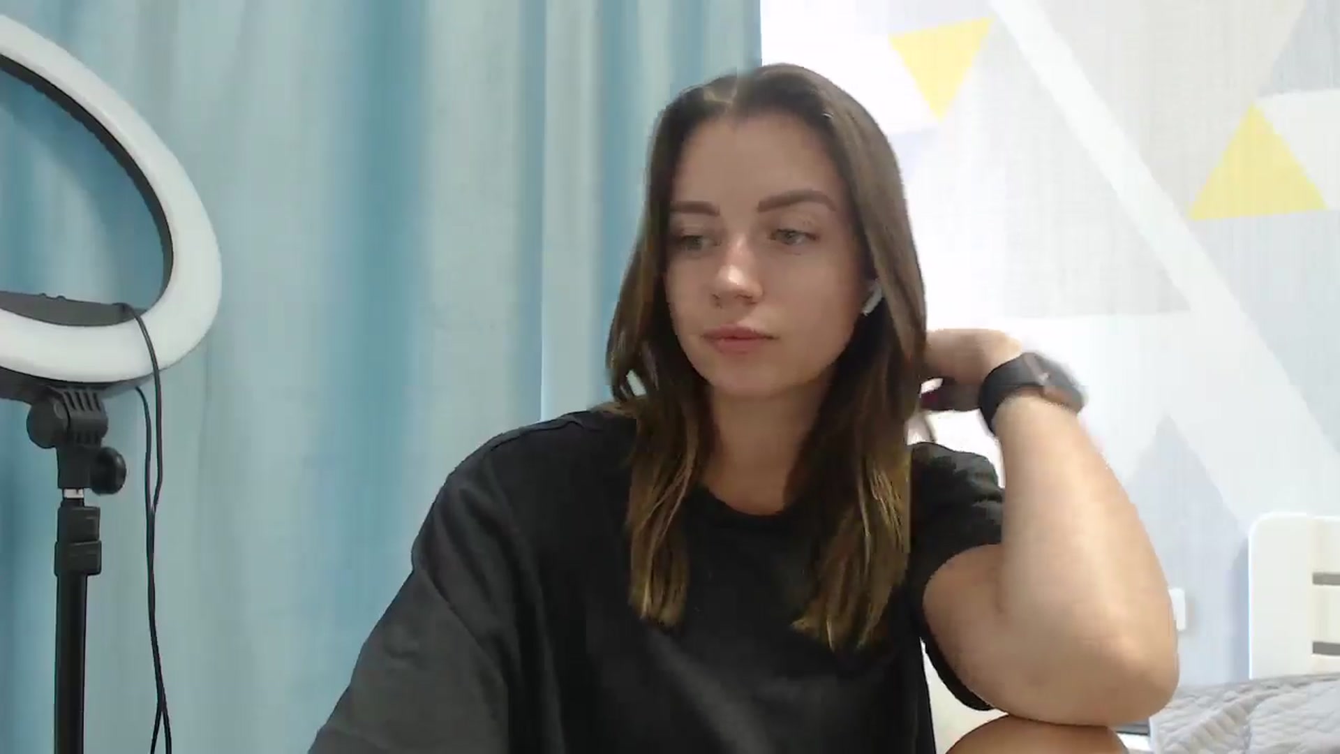 Gallery image thumbnail from Sulfate0's myfreecams stream on, 07/22/2025, 10:00 image 18 of 20