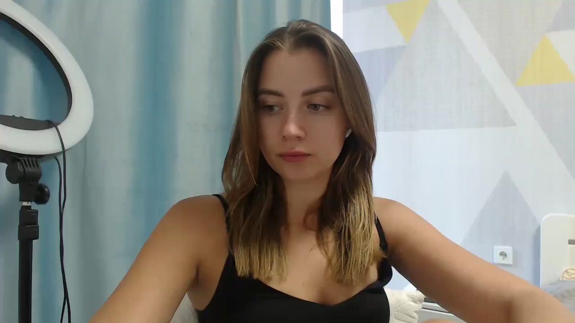 Gallery image thumbnail from Sulfate0's myfreecams stream on, 07/23/2025, 08:46 image 14 of 20