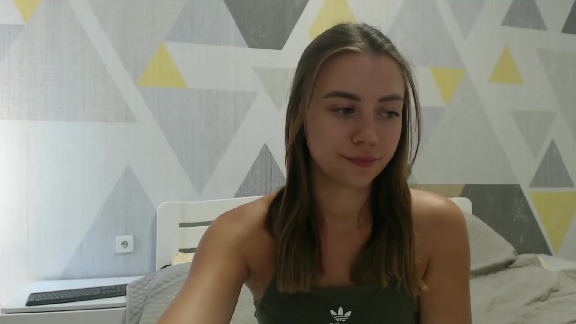 Gallery image thumbnail from Sulfate0's myfreecams stream on, 07/24/2025, 10:52 image 17 of 20