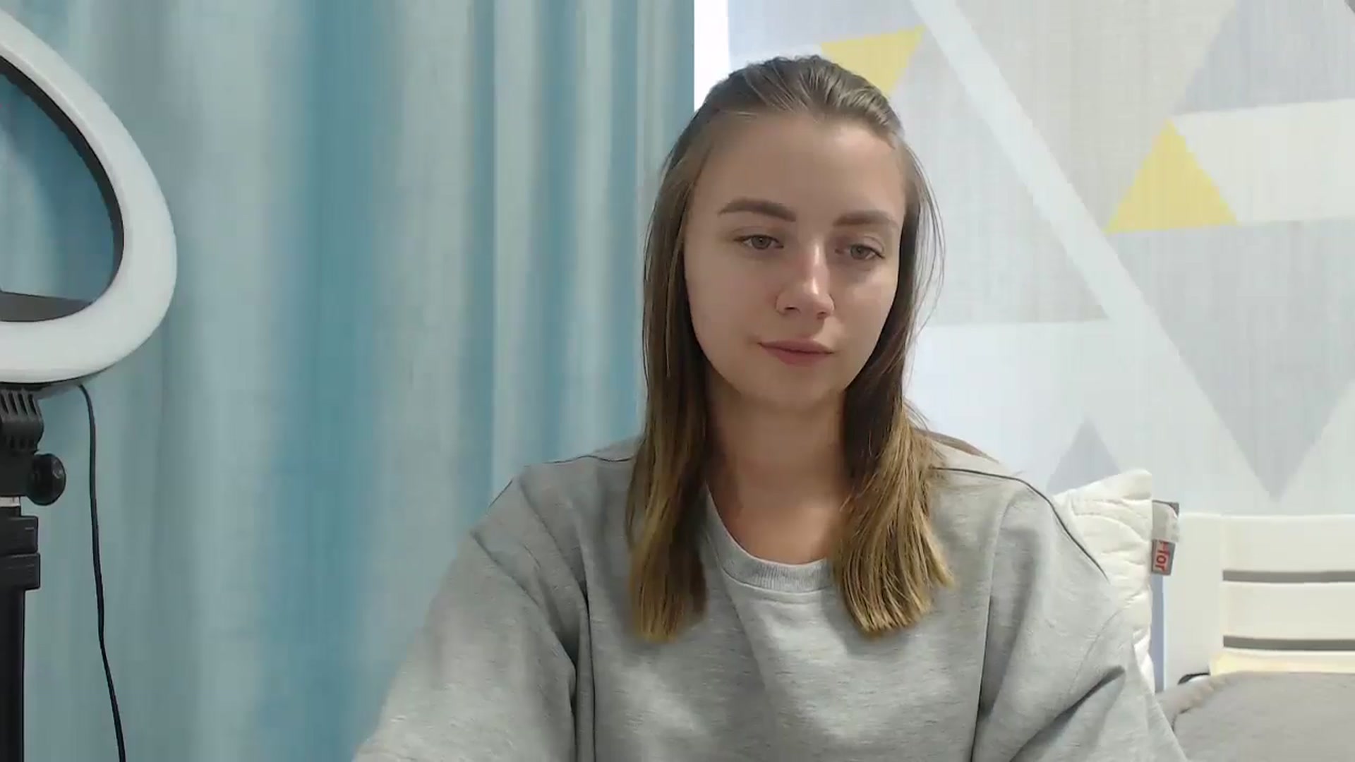 Gallery image thumbnail from Sulfate0's myfreecams stream on, 07/25/2025, 14:09 image 18 of 20