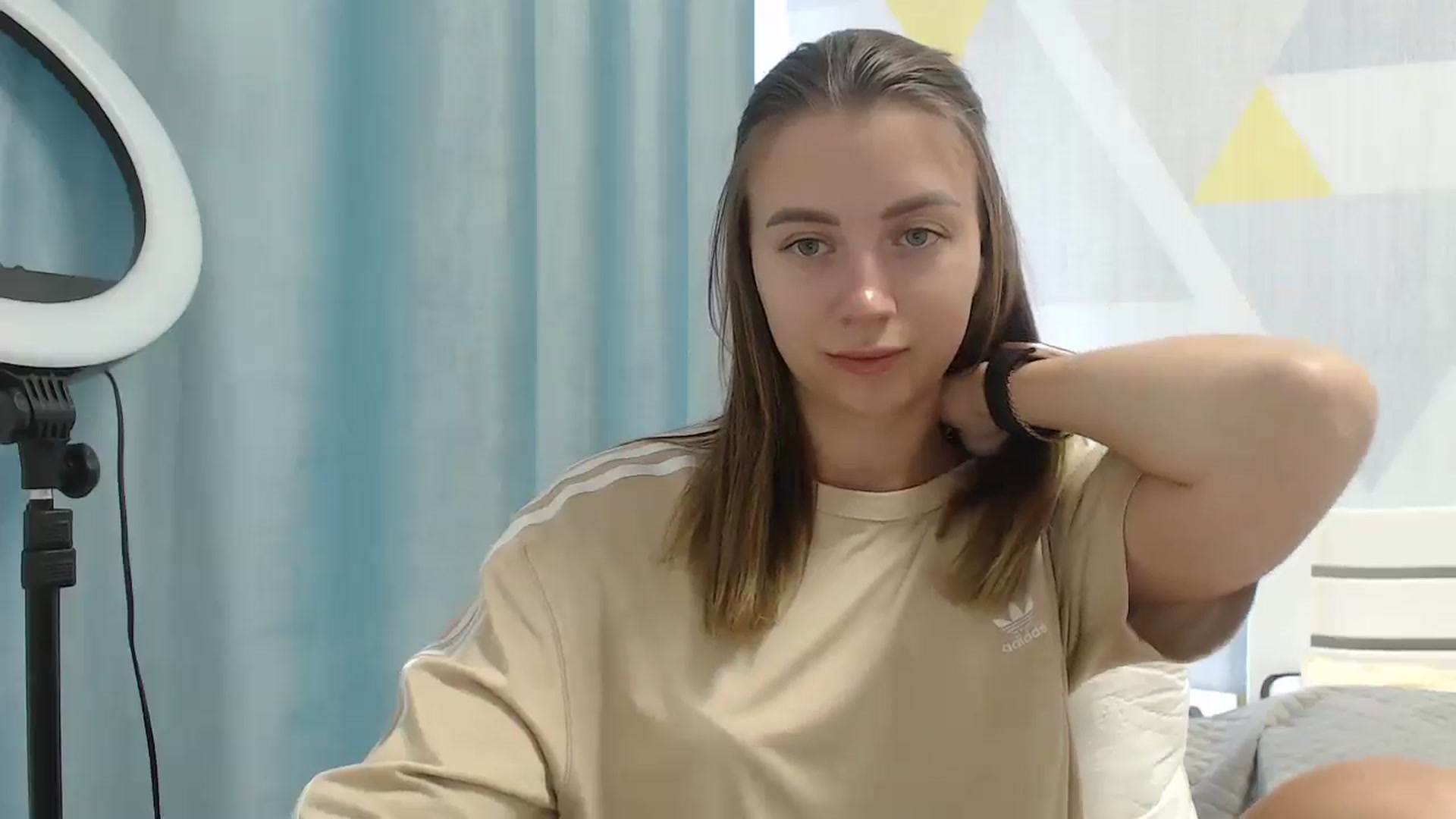 Gallery image thumbnail from Sulfate0's myfreecams stream on, 07/27/2025, 08:38 image 4 of 20