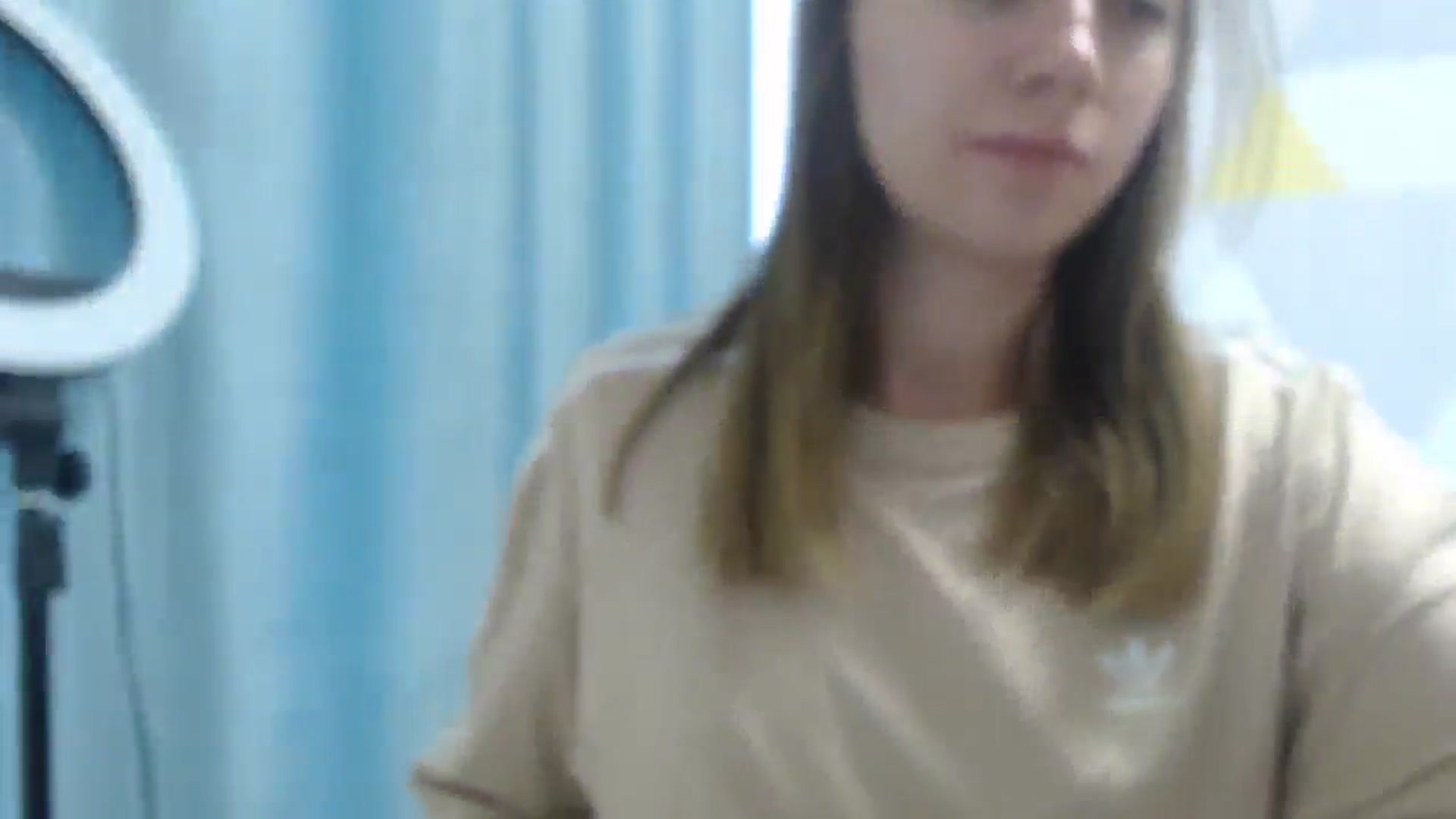 Gallery image thumbnail from Sulfate0's myfreecams stream on, 07/27/2025, 08:38 image 14 of 20
