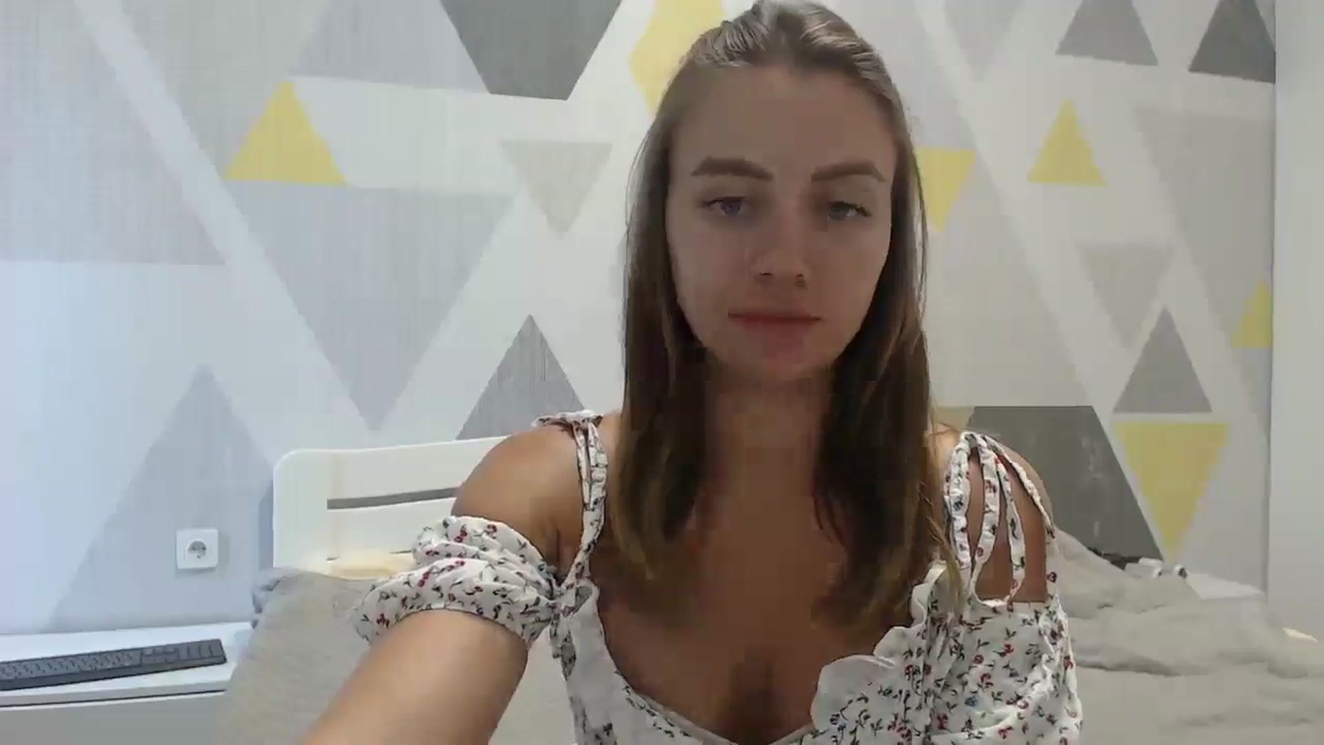 Gallery image thumbnail from Sulfate0's myfreecams stream on, 07/28/2025, 08:55 image 14 of 20