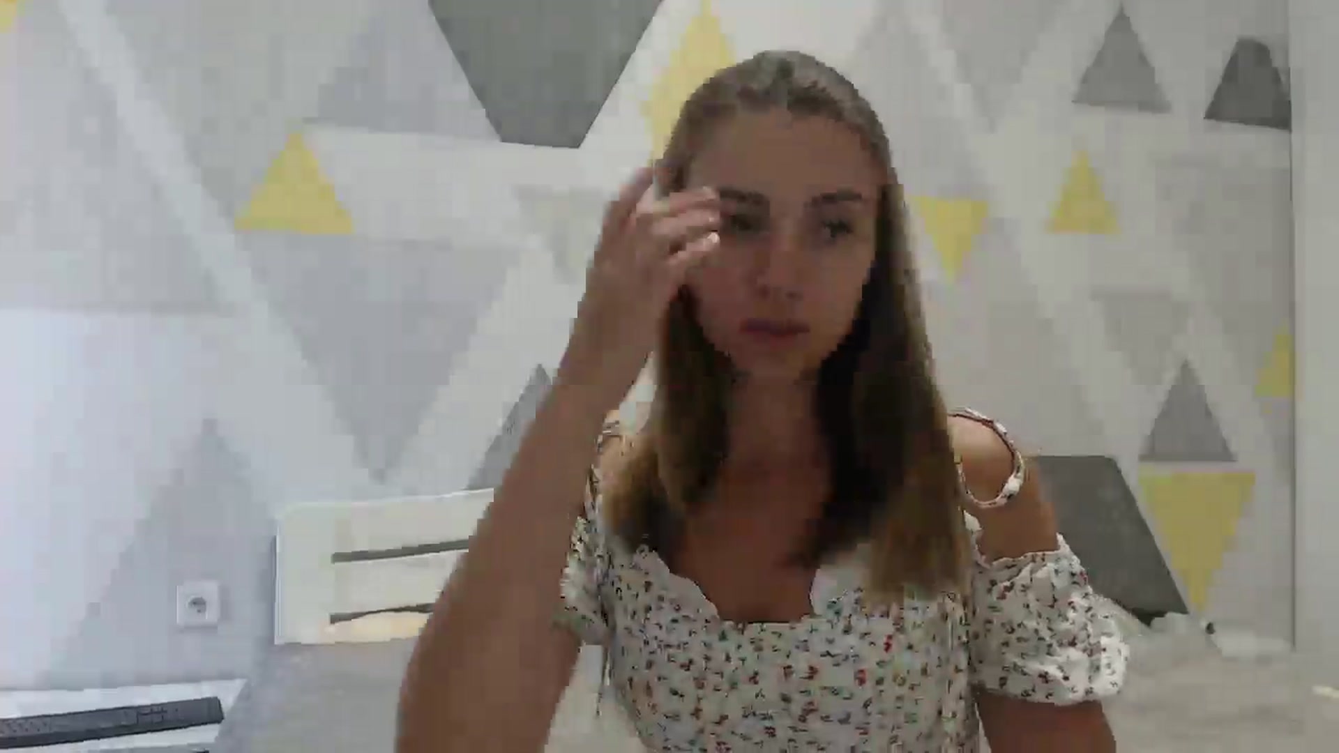 Gallery image thumbnail from Sulfate0's myfreecams stream on, 07/28/2025, 09:58 image 4 of 20