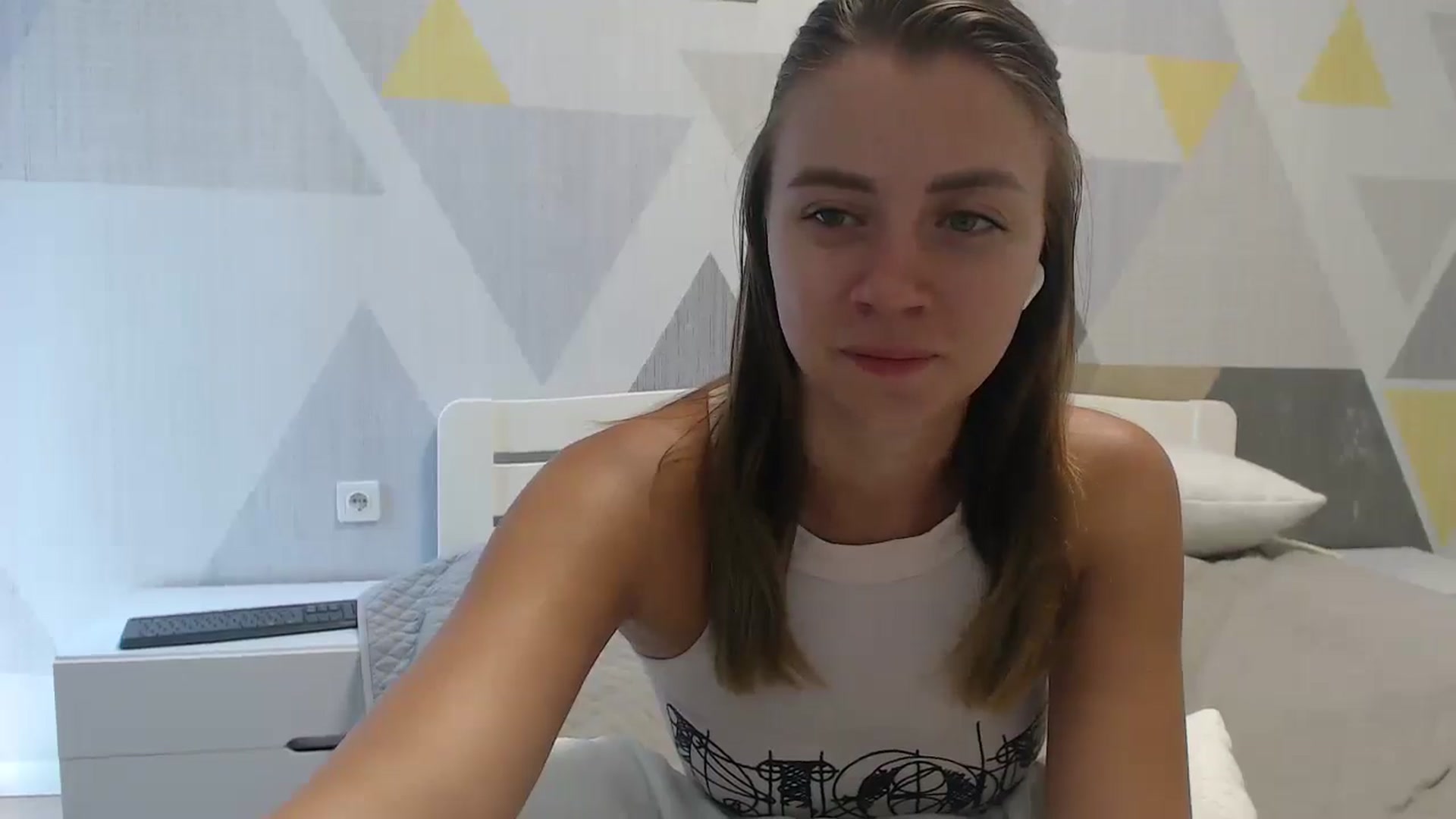 Gallery image thumbnail from Sulfate0's myfreecams stream on, 08/07/2025, 09:42 image 17 of 20