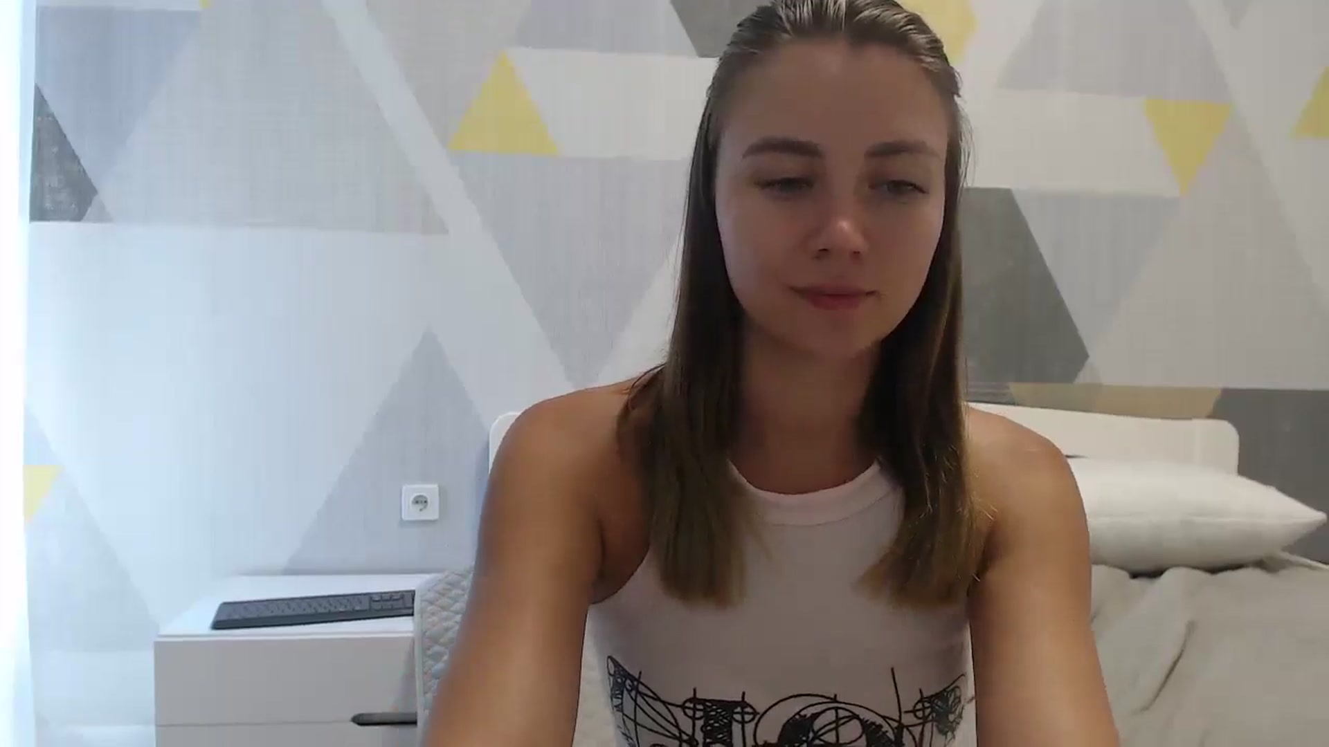 Gallery image thumbnail from Sulfate0's myfreecams stream on, 08/07/2025, 10:53 image 19 of 20