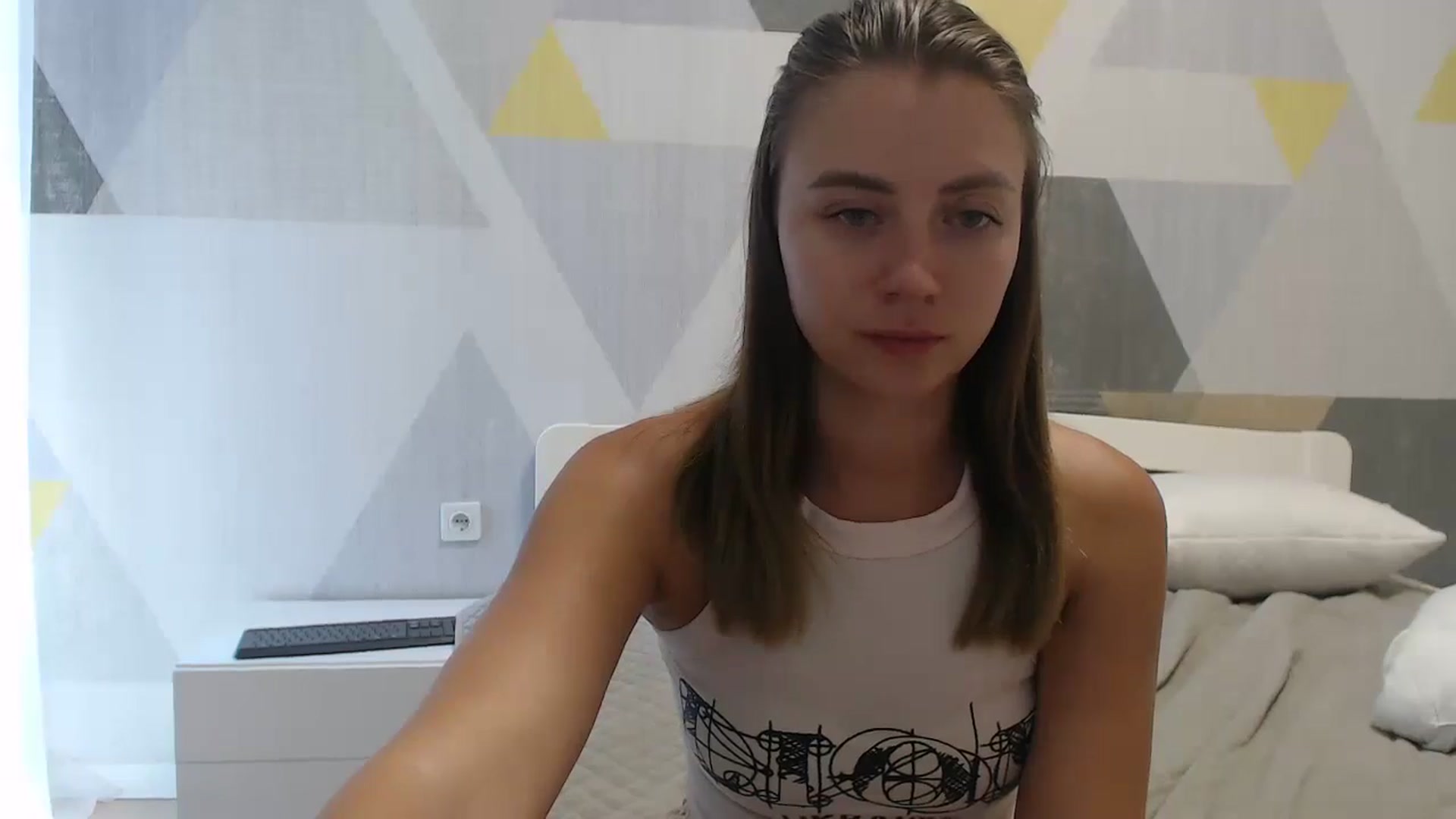 Gallery image thumbnail from Sulfate0's myfreecams stream on, 08/07/2025, 10:53 image 8 of 20