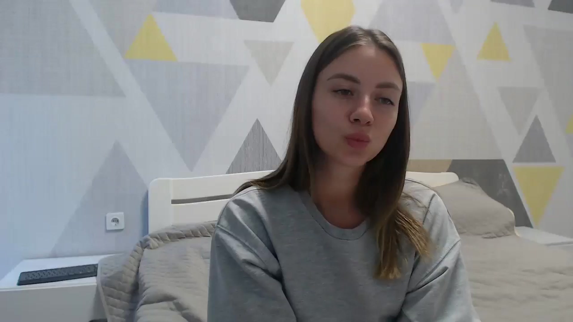 Gallery image thumbnail from Sulfate0's myfreecams stream on, 08/08/2025, 06:53 image 4 of 20