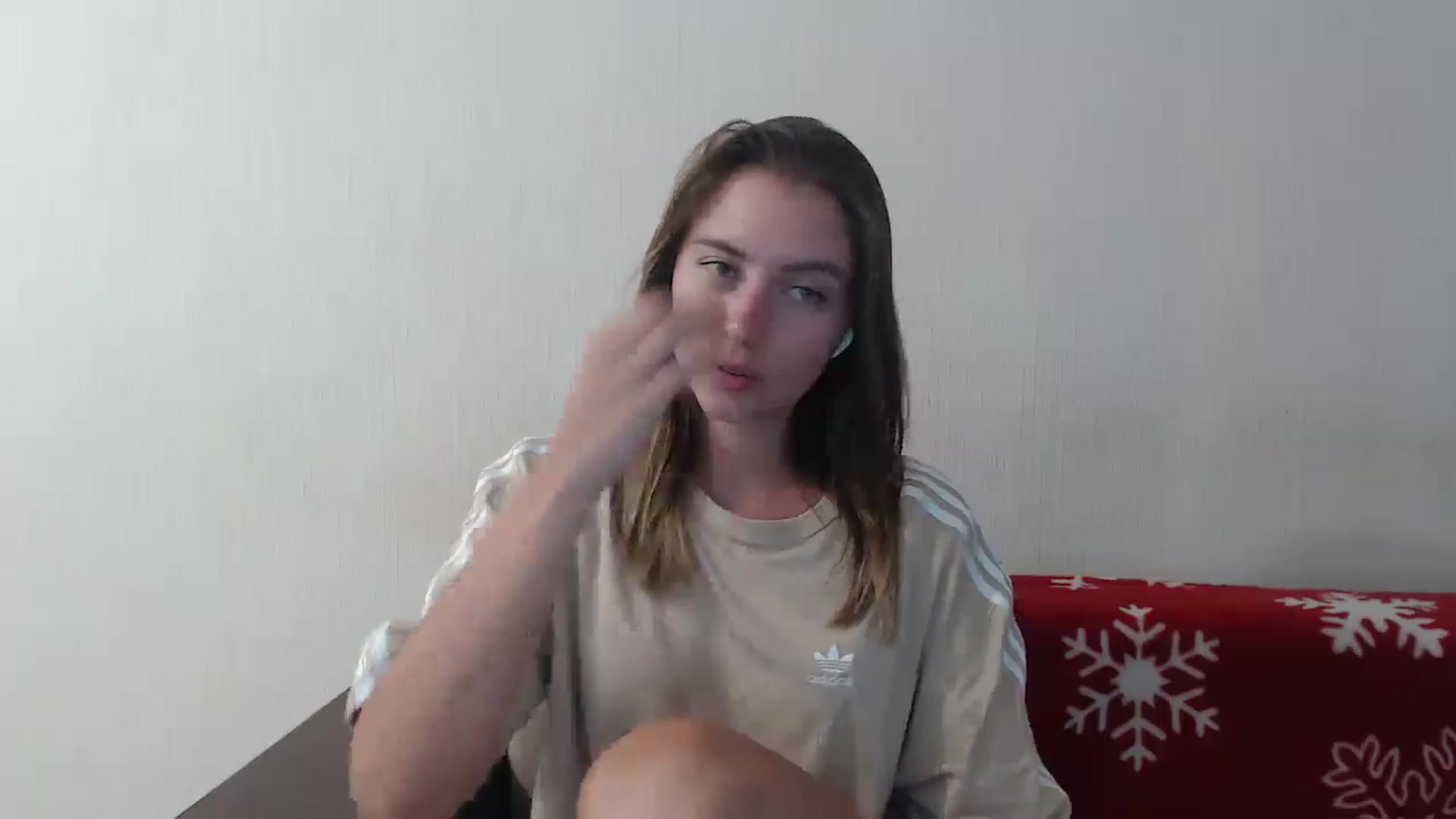 Gallery image thumbnail from Sulfate0's myfreecams stream on, 08/13/2025, 13:22 image 10 of 20