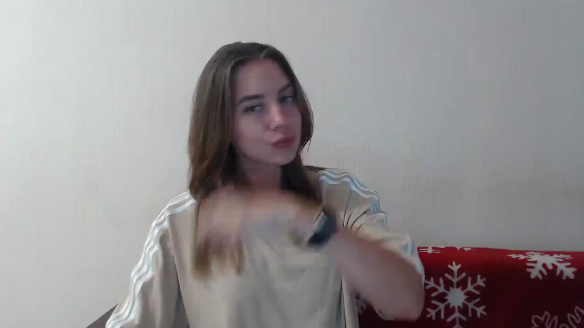 Gallery image thumbnail from Sulfate0's myfreecams stream on, 08/13/2025, 13:58 image 15 of 20