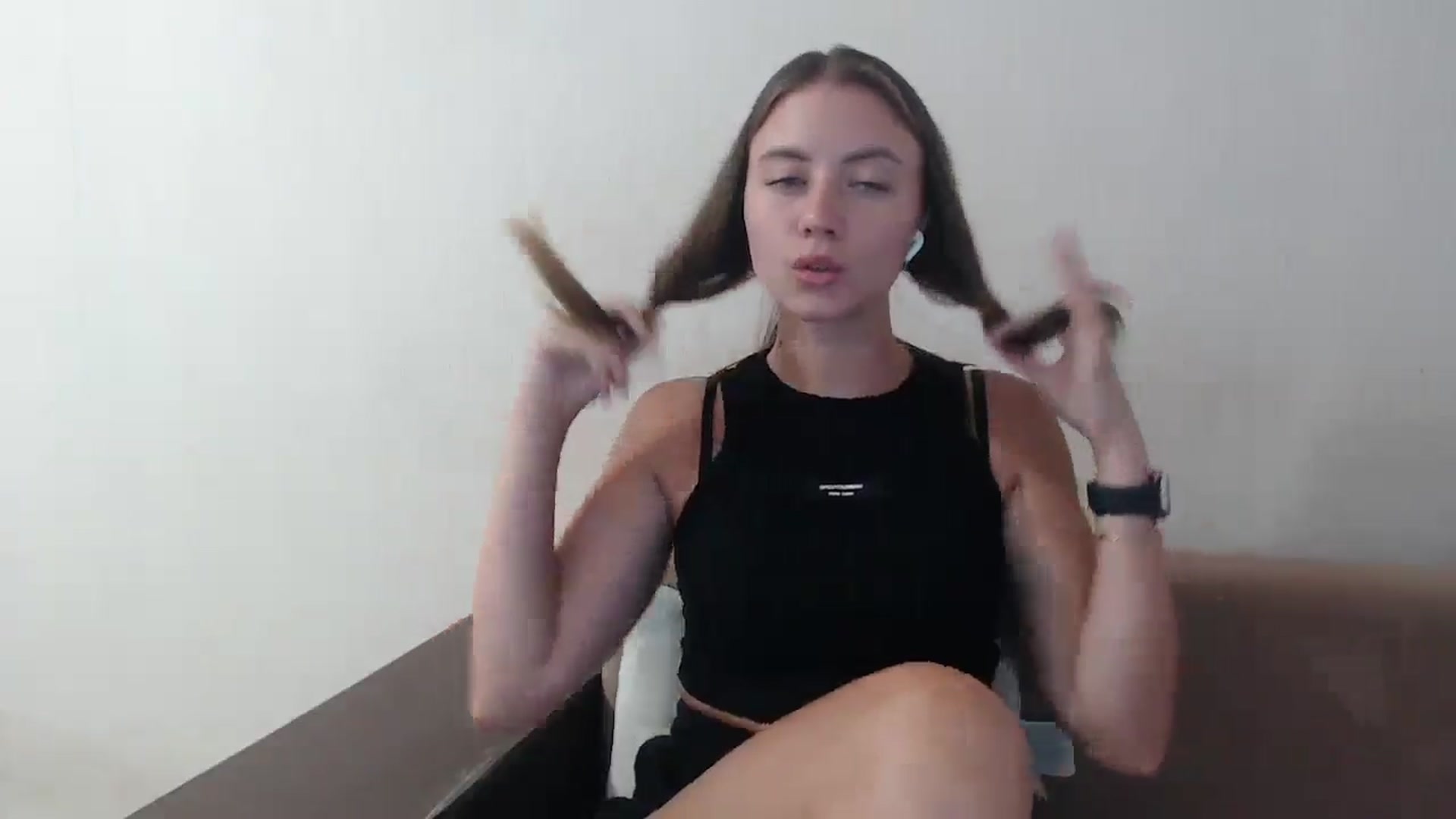 Gallery image thumbnail from Sulfate0's myfreecams stream on, 08/14/2025, 09:06 image 18 of 20