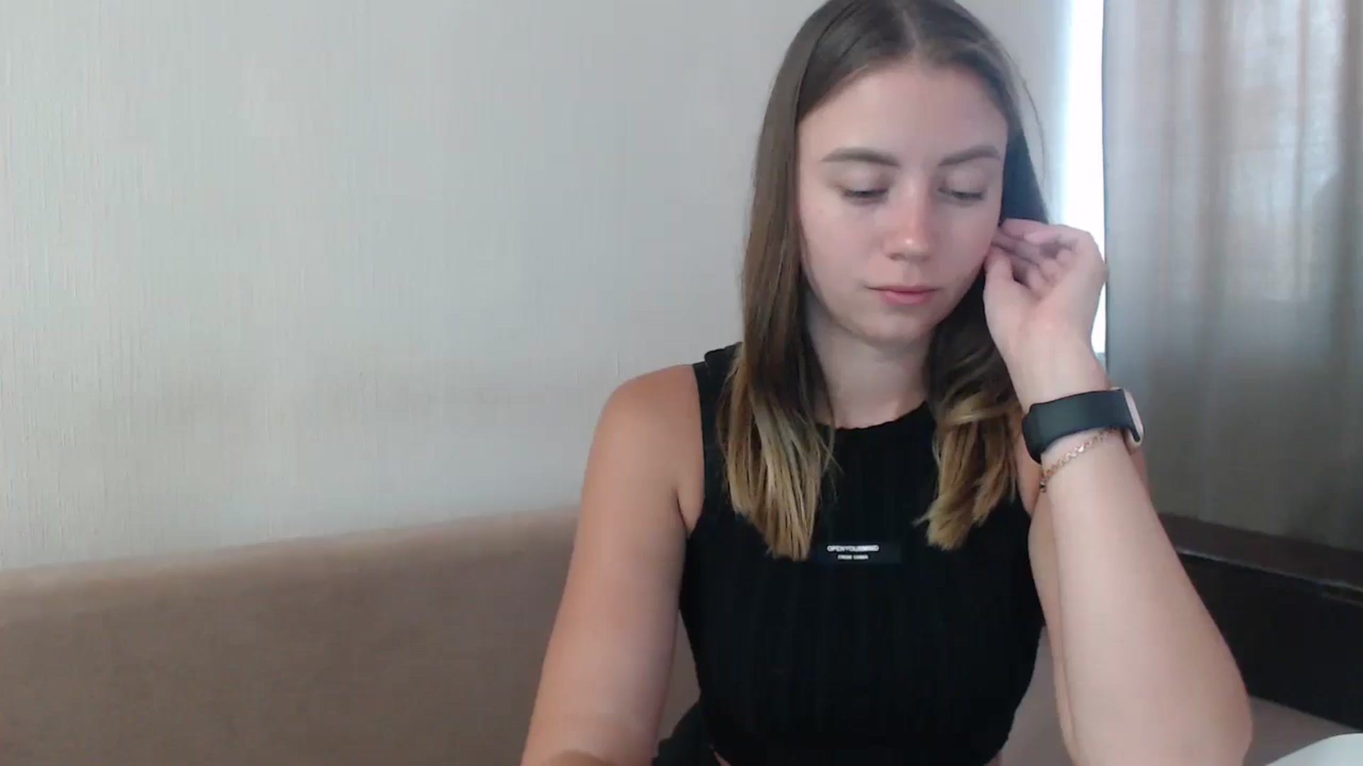 Gallery image thumbnail from Sulfate0's myfreecams stream on, 08/14/2025, 09:43 image 6 of 20