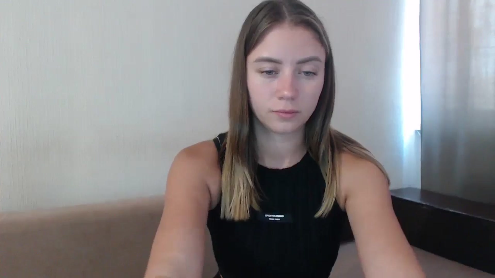 Gallery image thumbnail from Sulfate0's myfreecams stream on, 08/14/2025, 09:43 image 17 of 20