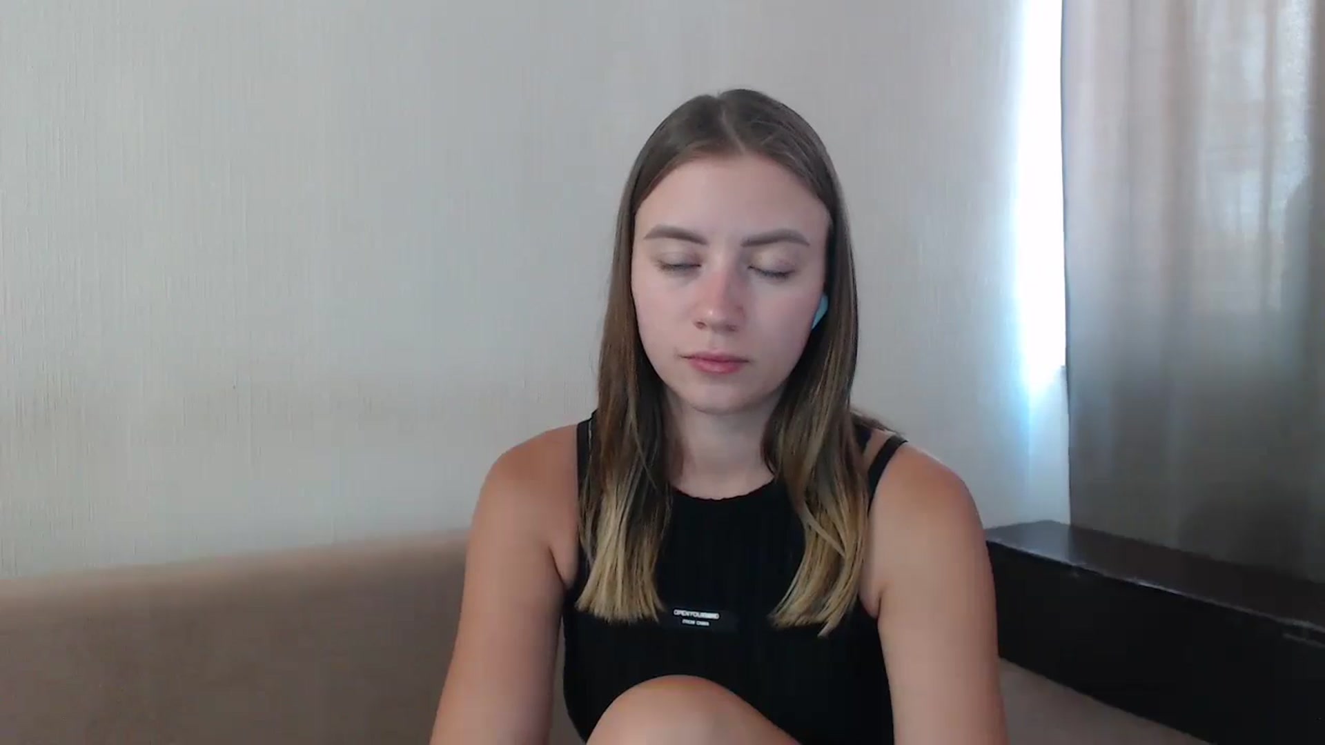 Gallery image thumbnail from Sulfate0's myfreecams stream on, 08/14/2025, 10:17 image 20 of 20