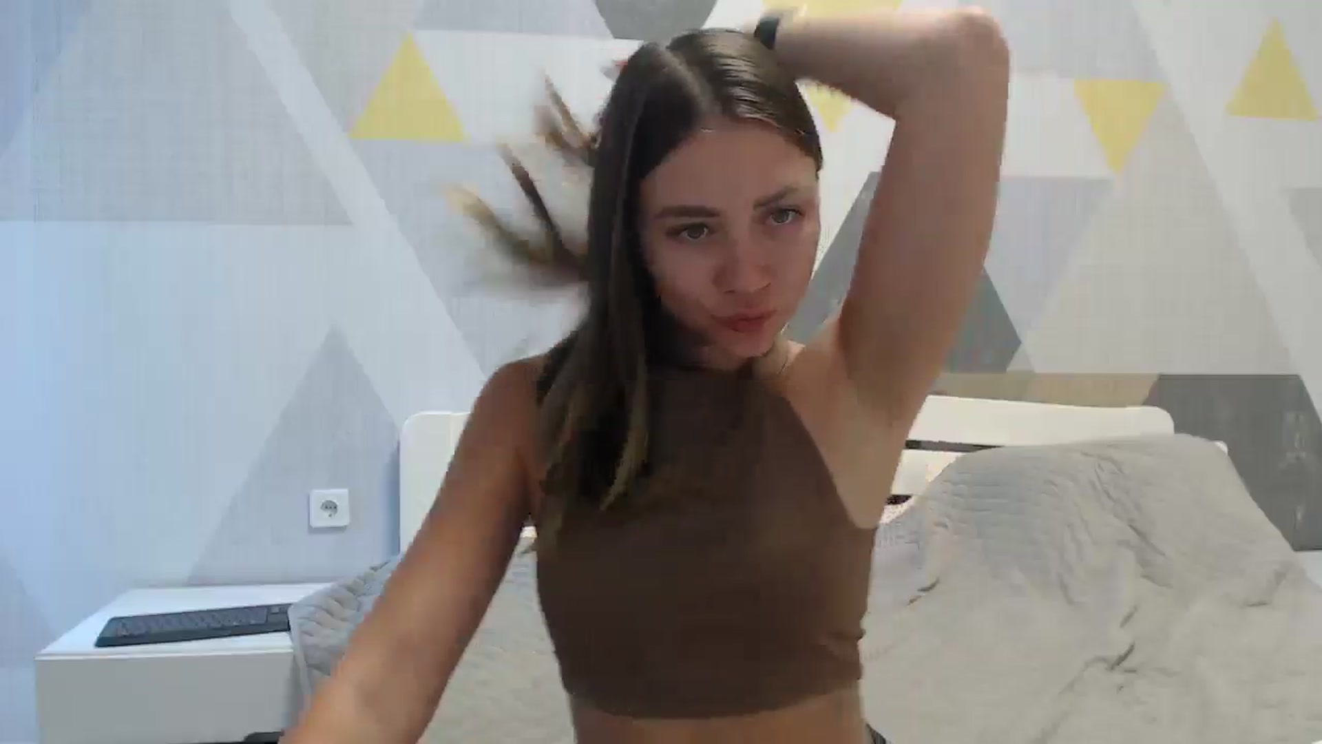 Gallery image thumbnail from Sulfate0's myfreecams stream on, 08/15/2025, 09:24 image 16 of 20
