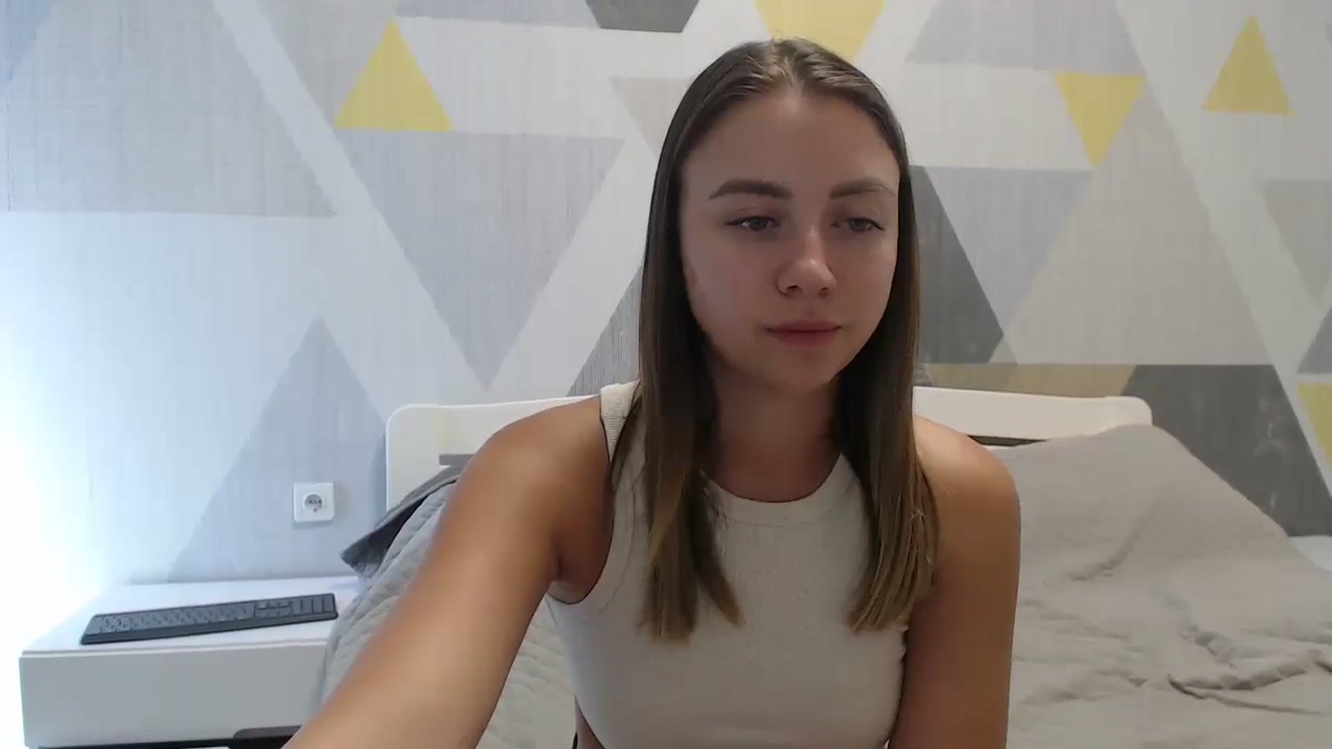 Gallery image thumbnail from Sulfate0's myfreecams stream on, 08/16/2025, 10:31 image 15 of 20