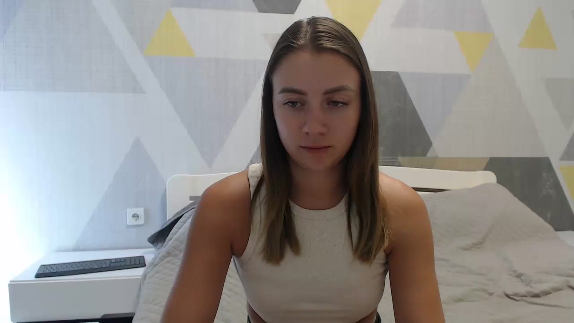 Gallery image thumbnail from Sulfate0's myfreecams stream on, 08/16/2025, 10:31 image 14 of 20