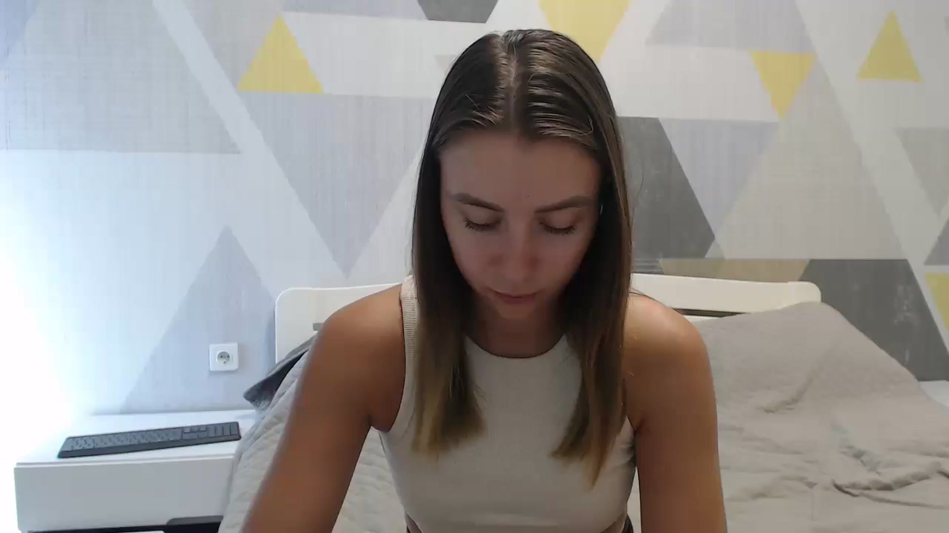 Gallery image thumbnail from Sulfate0's myfreecams stream on, 08/16/2025, 10:31 image 2 of 20