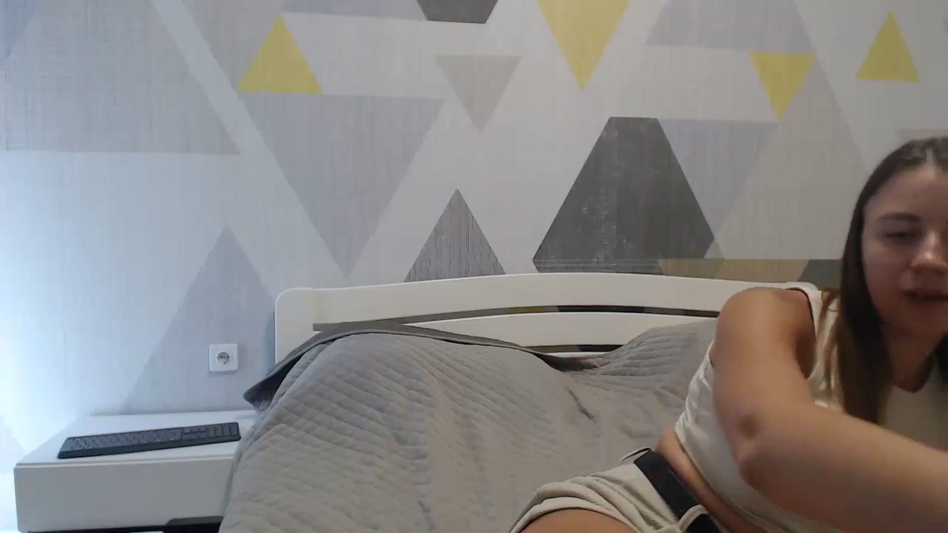 Gallery image thumbnail from Sulfate0's myfreecams stream on, 08/16/2025, 10:31 image 17 of 20