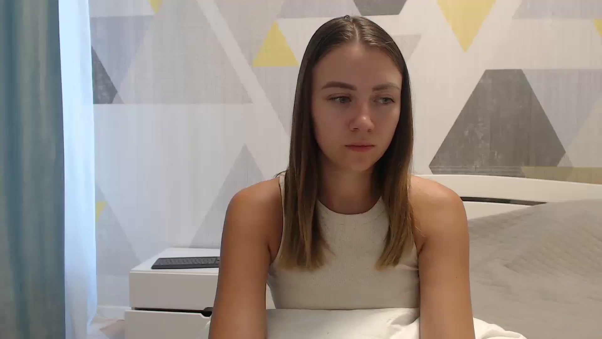 Gallery image thumbnail from Sulfate0's myfreecams stream on, 08/16/2025, 13:28 image 10 of 20