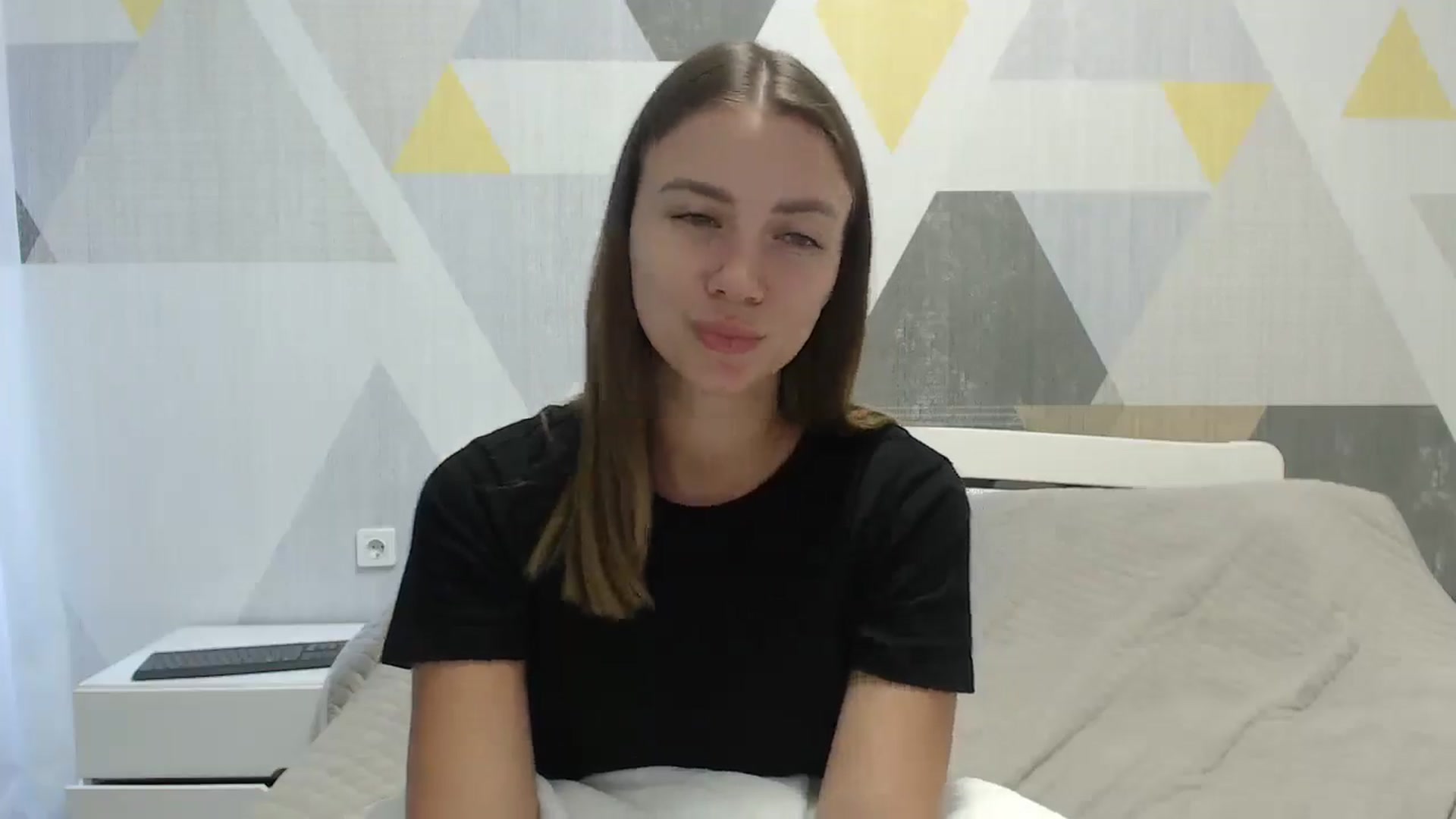 Gallery image thumbnail from Sulfate0's myfreecams stream on, 08/19/2025, 05:36 image 11 of 20