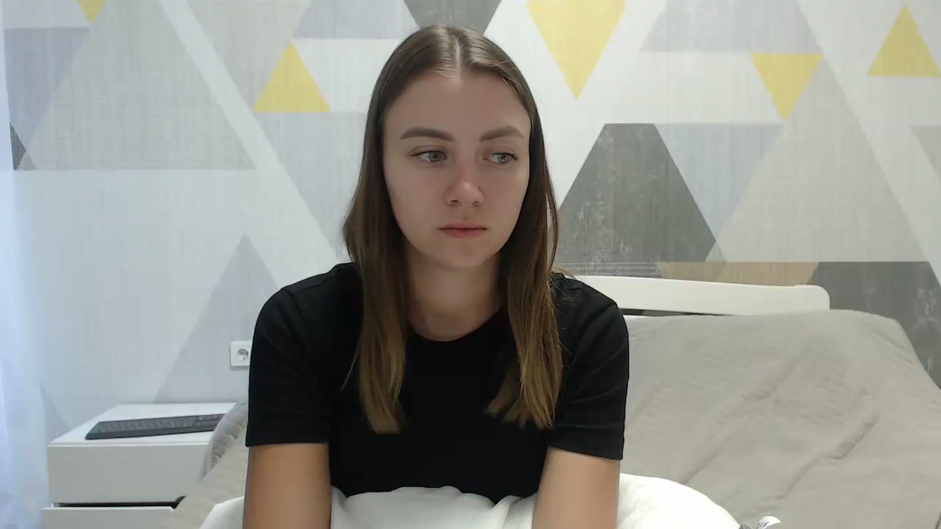 Gallery image thumbnail from Sulfate0's myfreecams stream on, 08/19/2025, 05:36 image 8 of 20