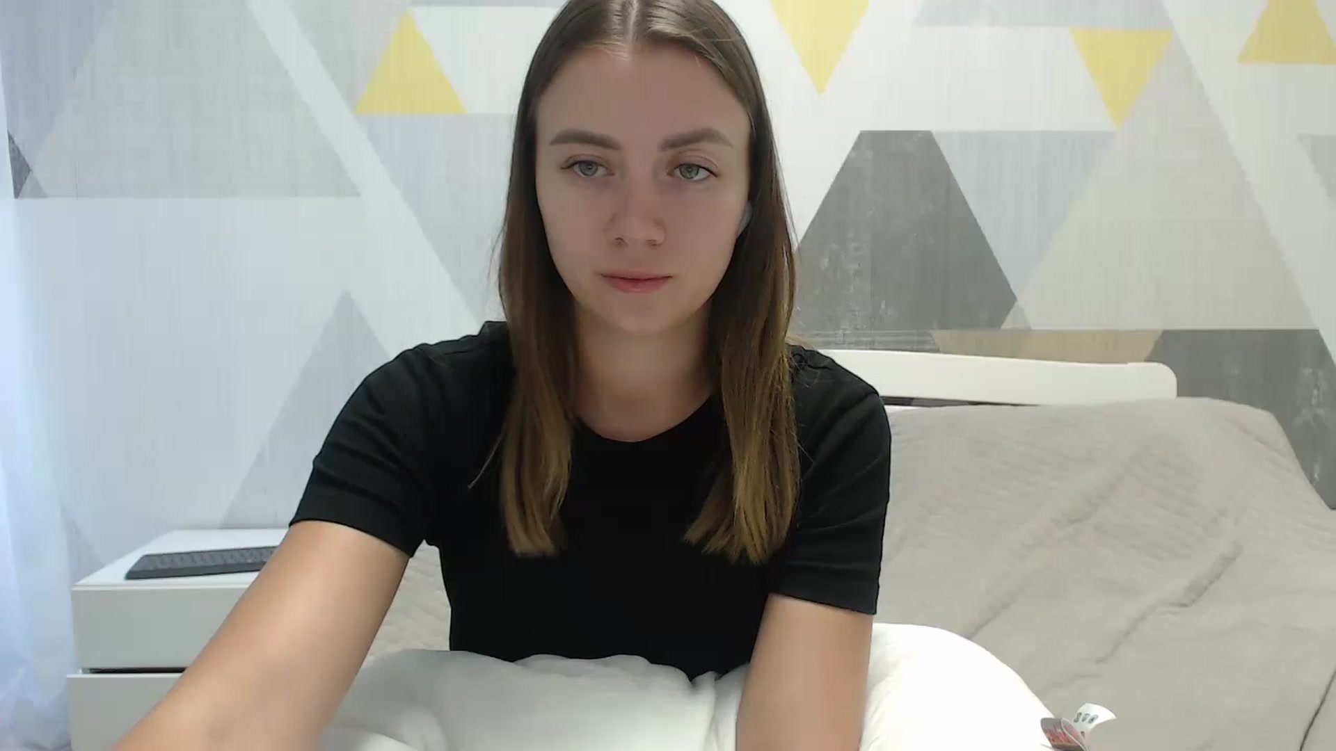 Gallery image thumbnail from Sulfate0's myfreecams stream on, 08/19/2025, 05:36 image 6 of 20