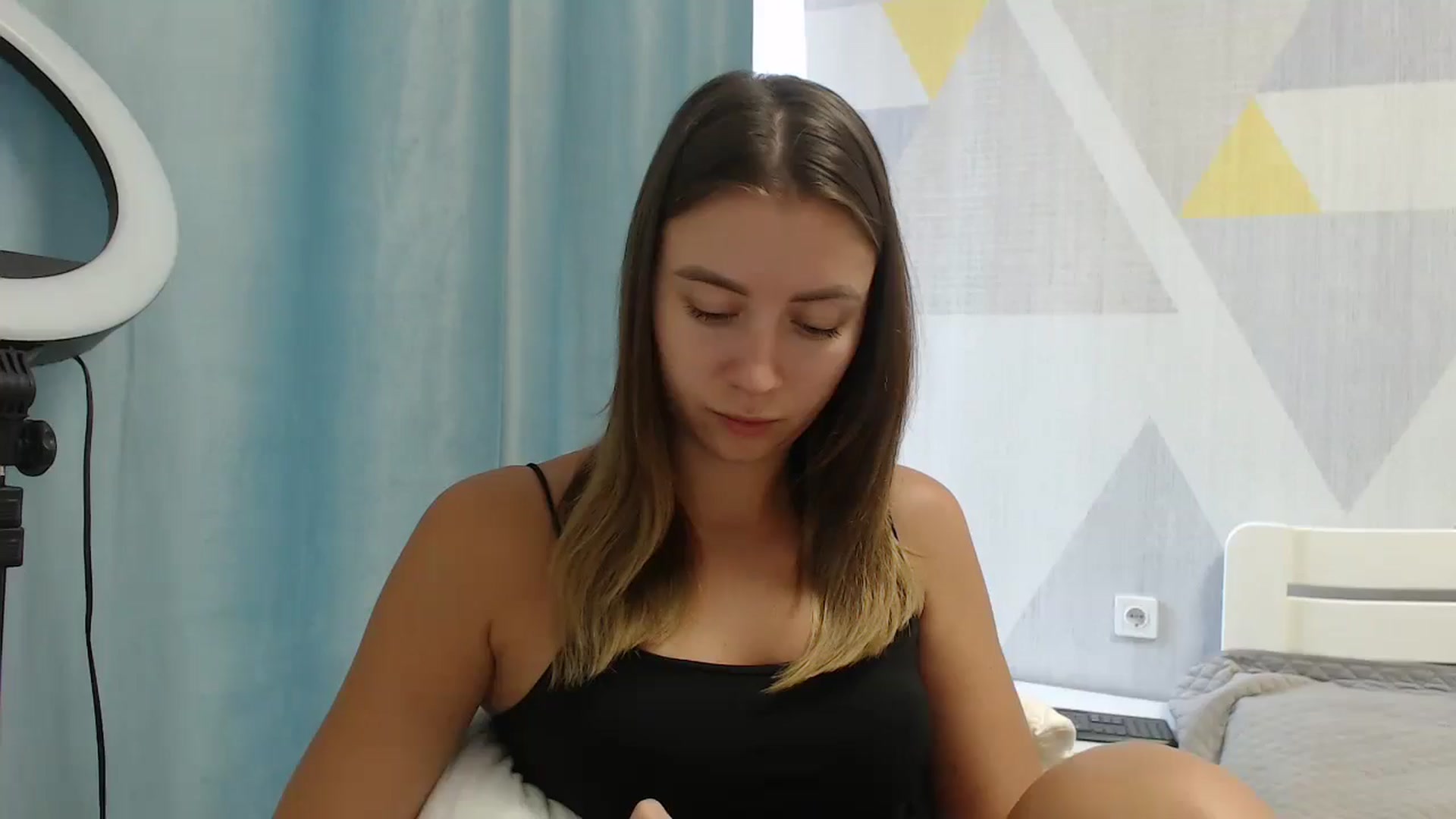 Gallery image thumbnail from Sulfate0's myfreecams stream on, 08/22/2025, 09:03 image 1 of 20