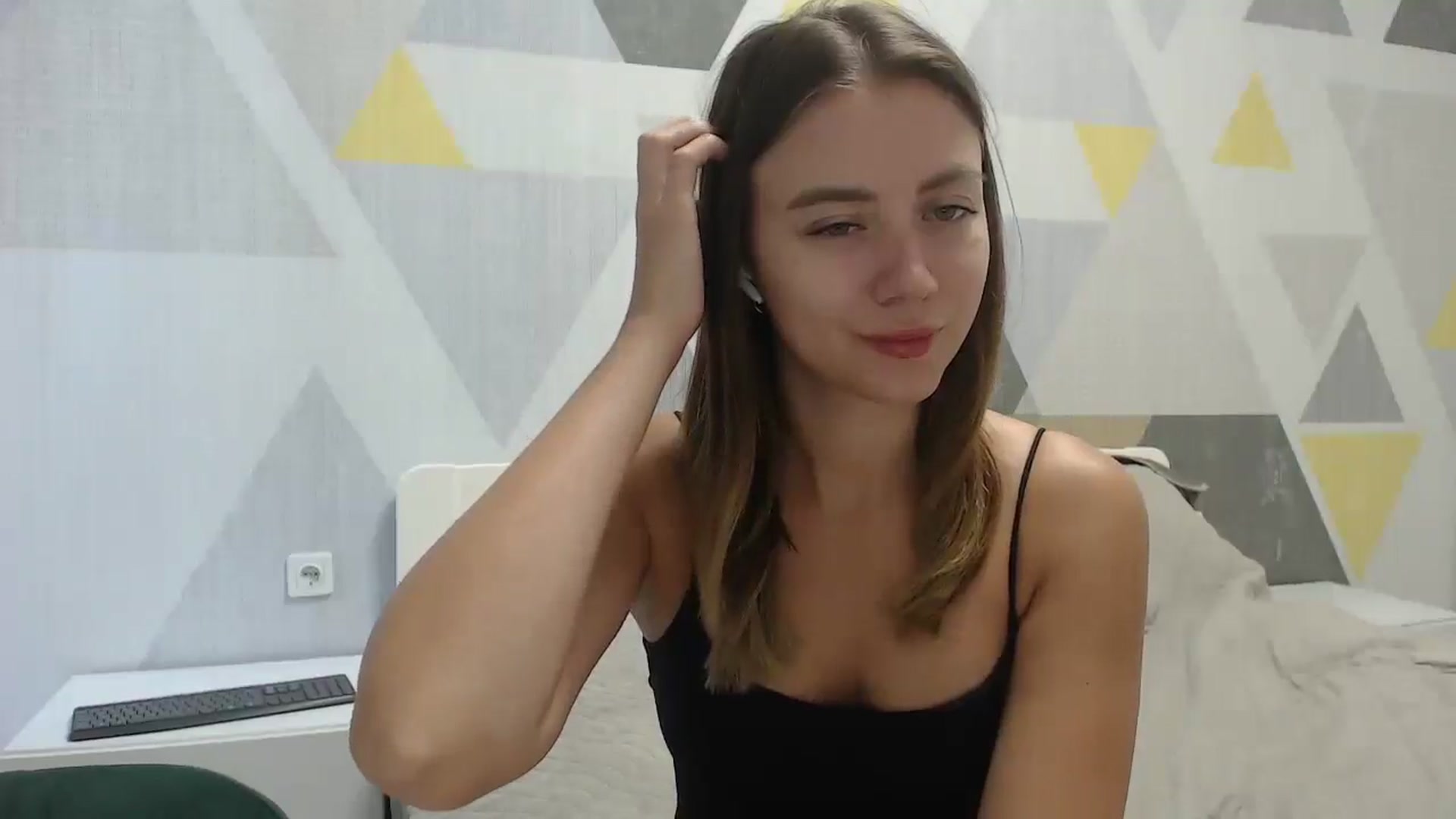 Gallery image thumbnail from Sulfate0's myfreecams stream on, 08/24/2025, 06:27 image 7 of 20
