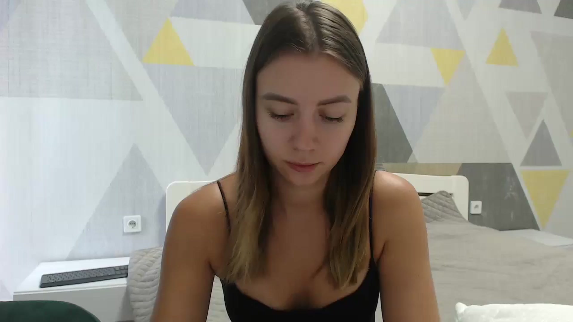Gallery image thumbnail from Sulfate0's myfreecams stream on, 08/24/2025, 07:08 image 15 of 20