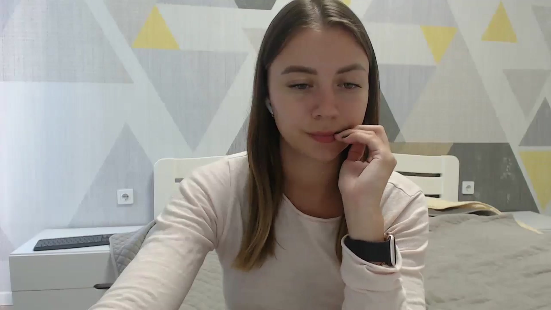 Gallery image thumbnail from Sulfate0's myfreecams stream on, 08/25/2025, 13:13 image 2 of 20