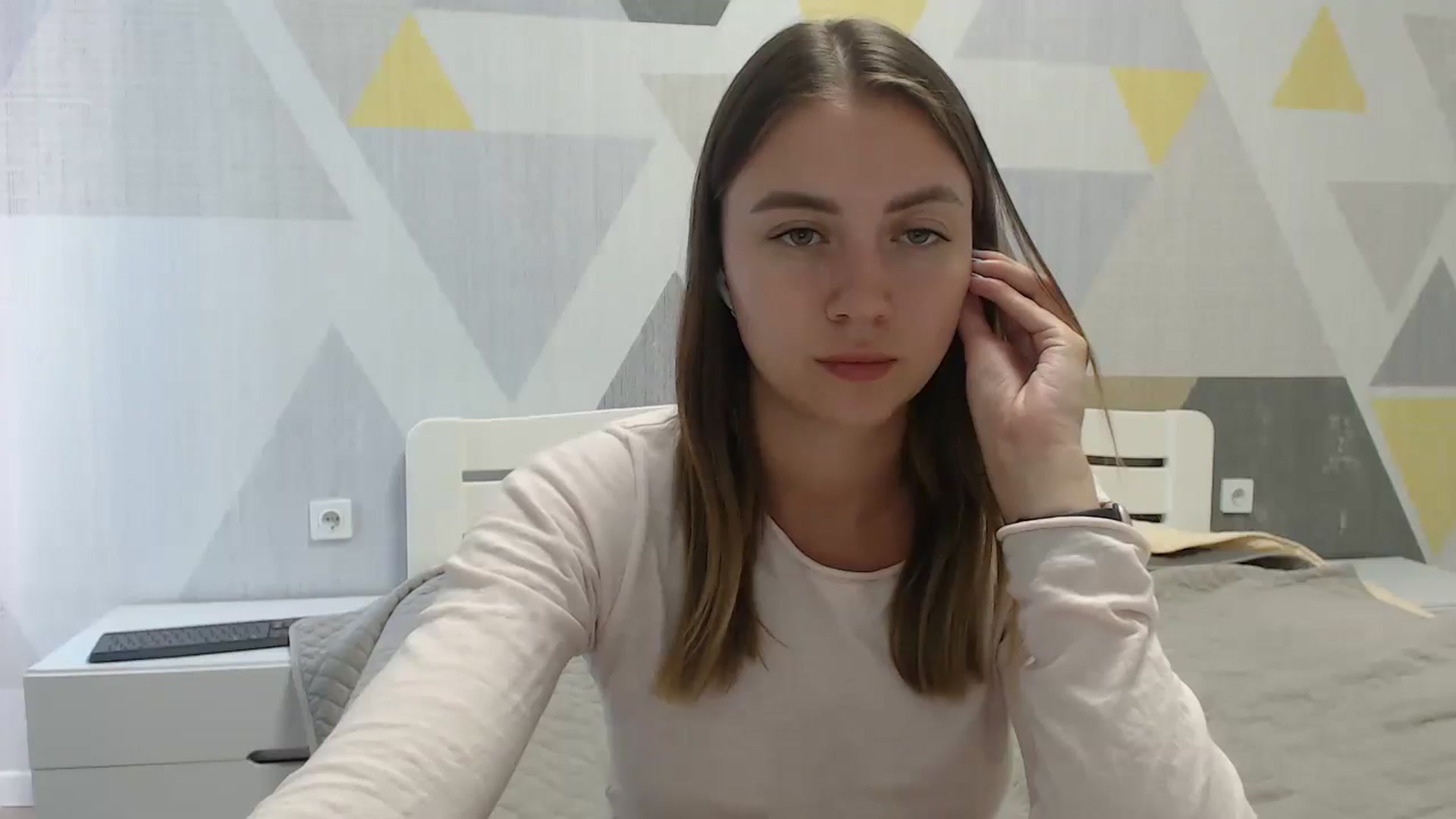 Gallery image thumbnail from Sulfate0's myfreecams stream on, 08/25/2025, 13:13 image 3 of 20