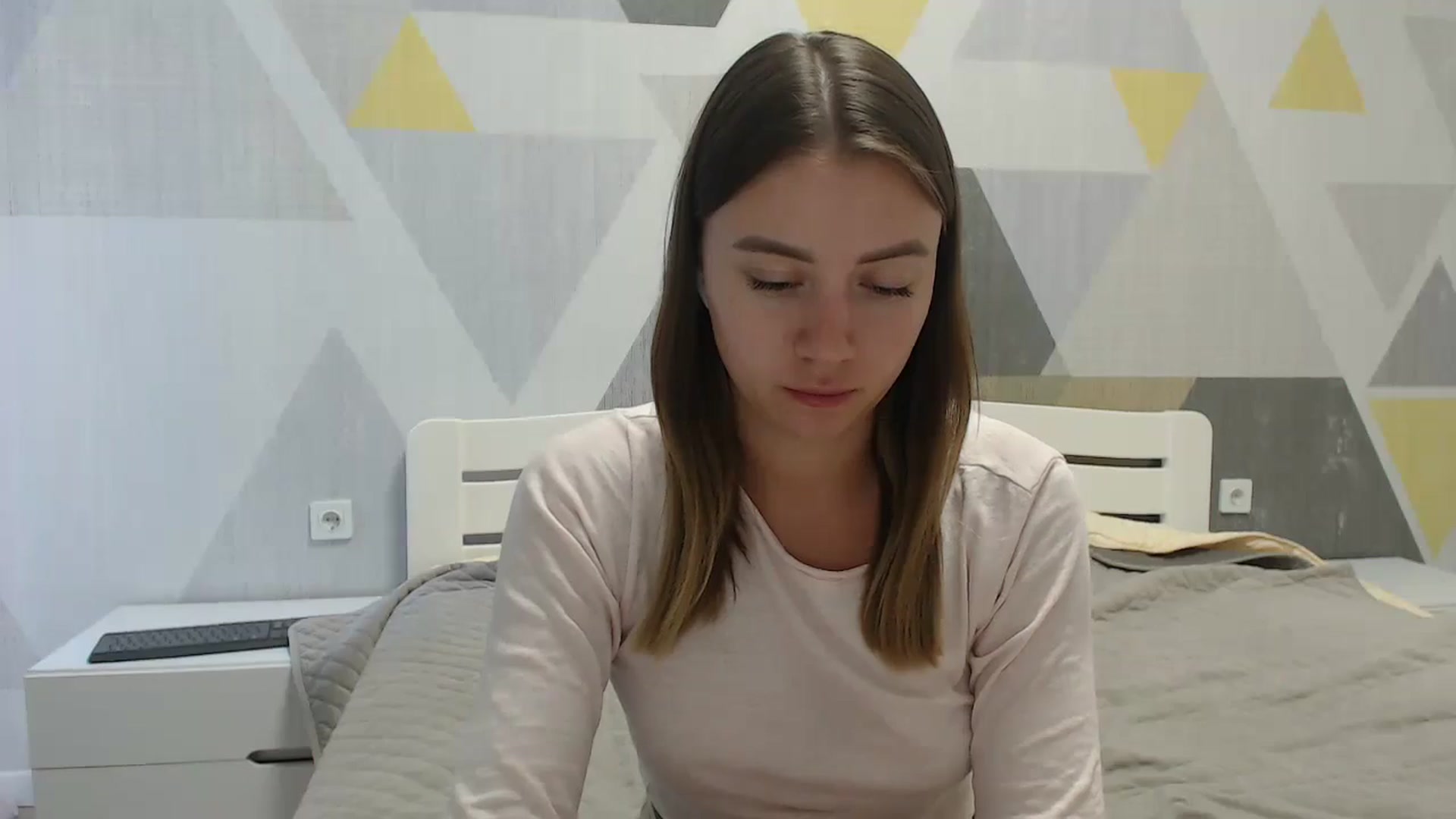 Gallery image thumbnail from Sulfate0's myfreecams stream on, 08/25/2025, 13:46 image 10 of 20