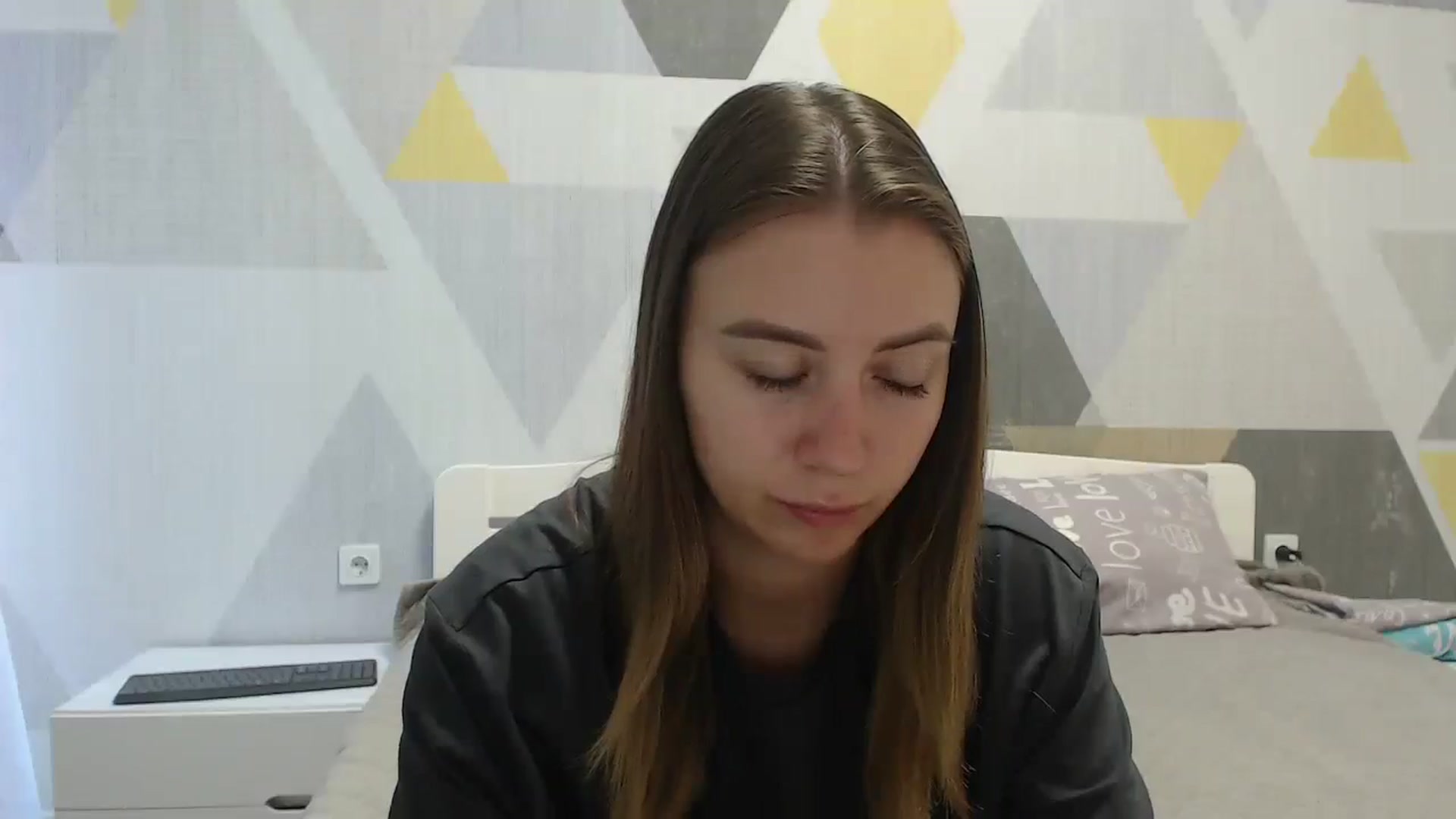 Gallery image thumbnail from Sulfate0's myfreecams stream on, 08/27/2025, 07:42 image 13 of 20