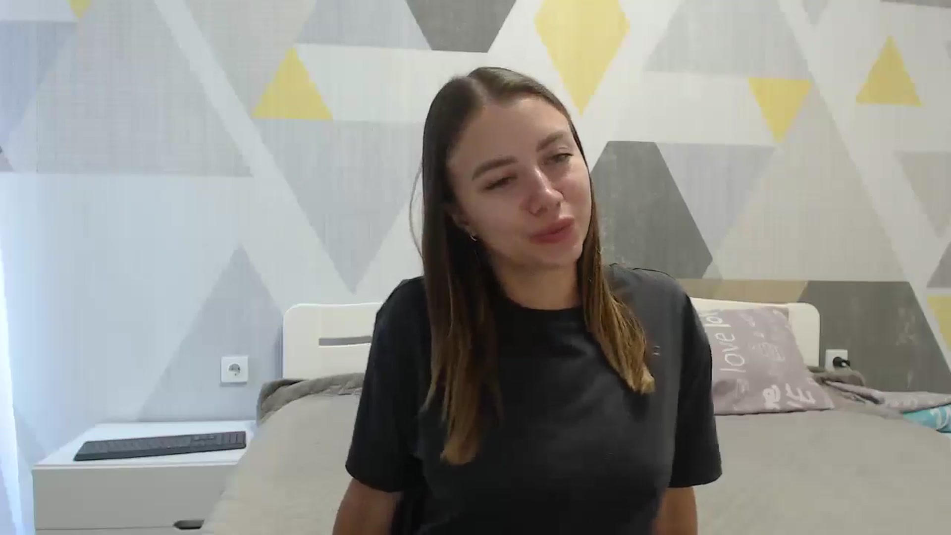 Gallery image thumbnail from Sulfate0's myfreecams stream on, 08/27/2025, 08:56 image 6 of 20