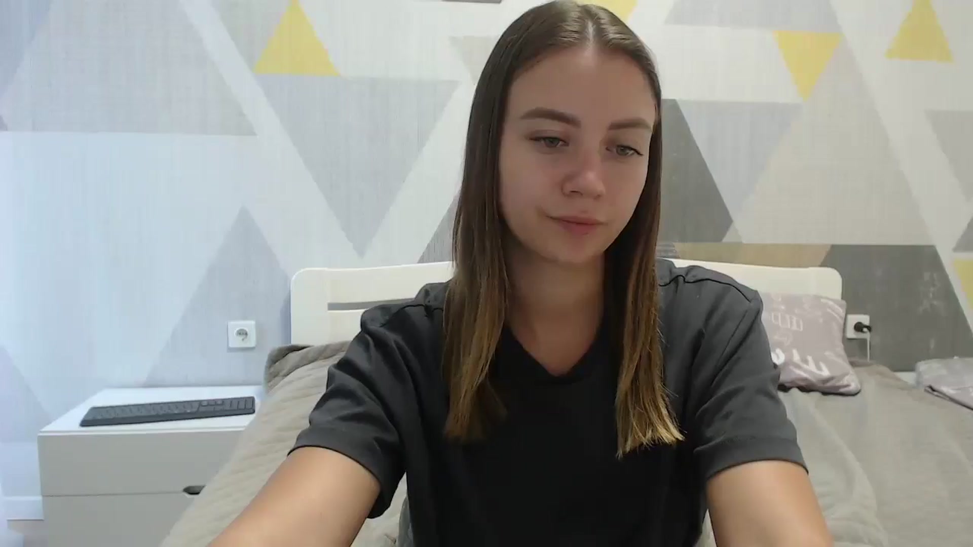 Gallery image thumbnail from Sulfate0's myfreecams stream on, 08/27/2025, 08:56 image 13 of 20