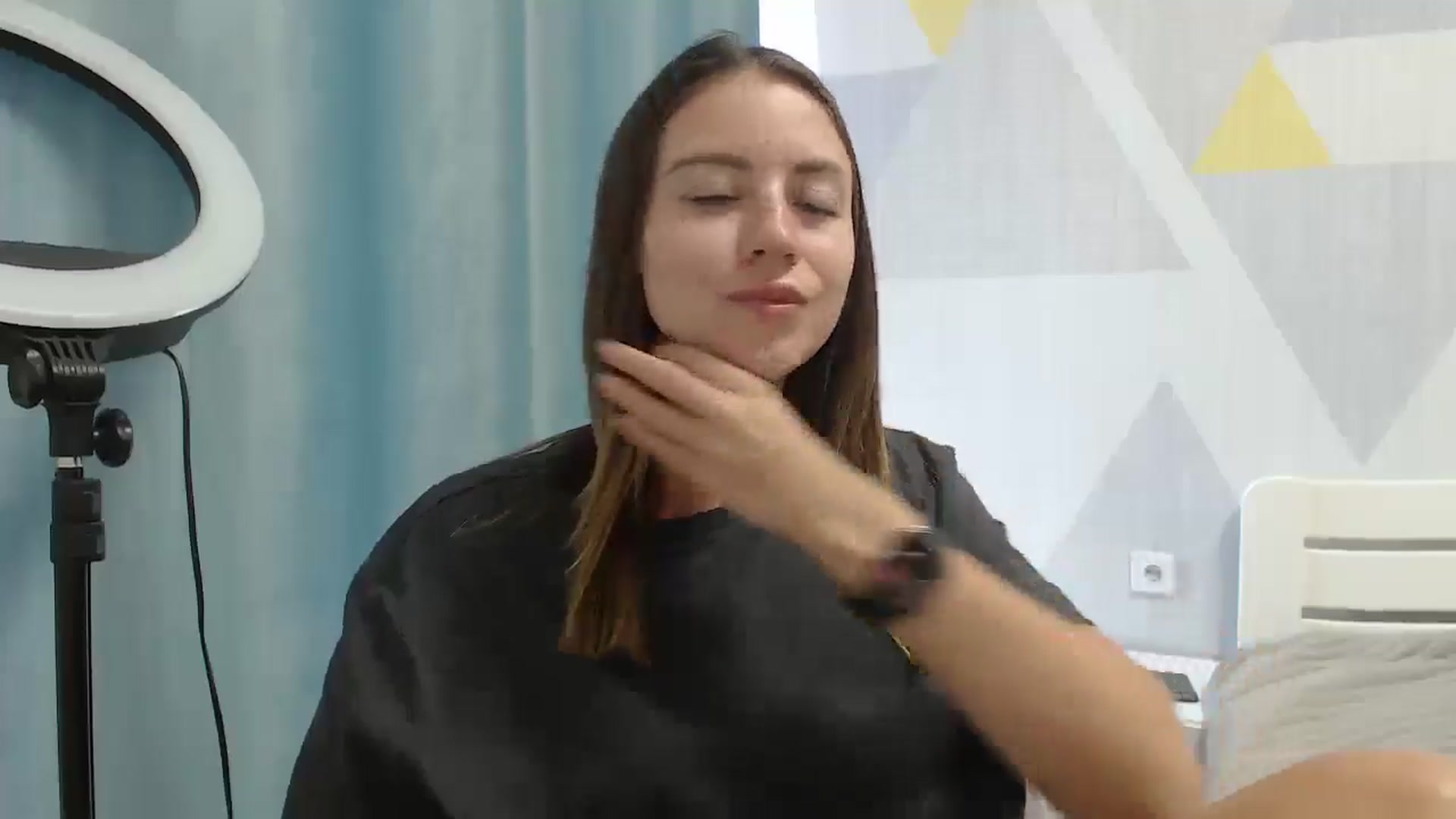 Gallery image thumbnail from Sulfate0's myfreecams stream on, 08/27/2025, 09:23 image 10 of 20