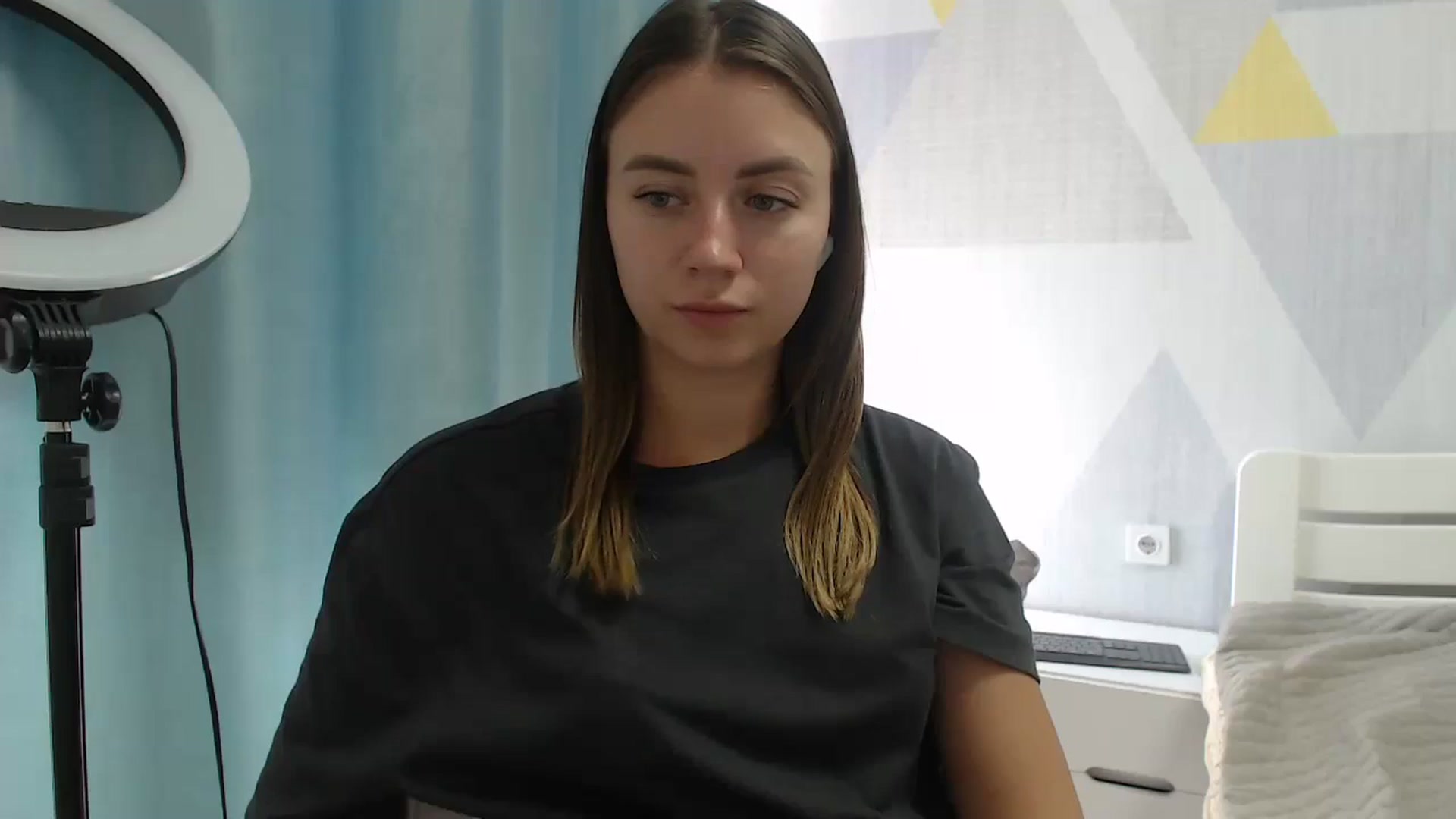 Gallery image thumbnail from Sulfate0's myfreecams stream on, 08/27/2025, 09:40 image 20 of 20