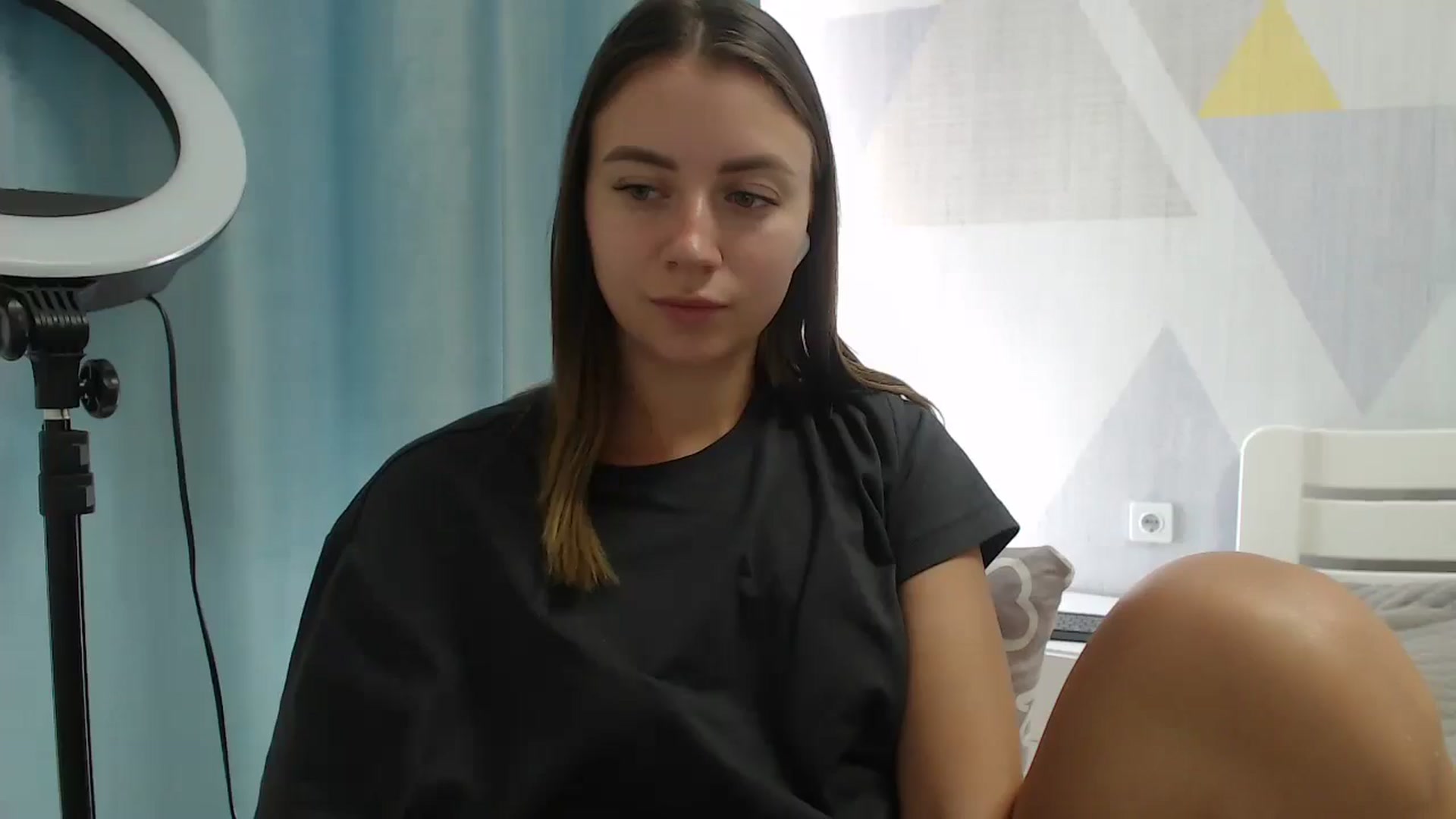 Gallery image thumbnail from Sulfate0's myfreecams stream on, 08/27/2025, 09:40 image 11 of 20