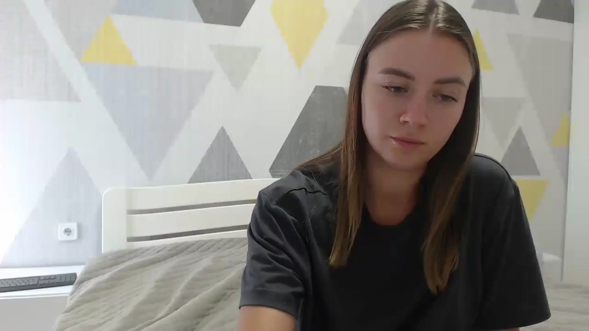 Gallery image thumbnail from Sulfate0's myfreecams stream on, 08/27/2025, 10:54 image 18 of 20