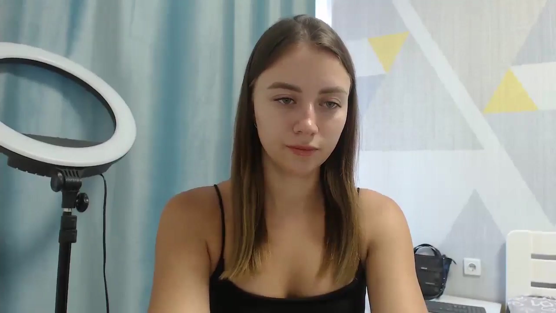 Gallery image thumbnail from Sulfate0's myfreecams stream on, 08/28/2025, 07:45 image 12 of 20