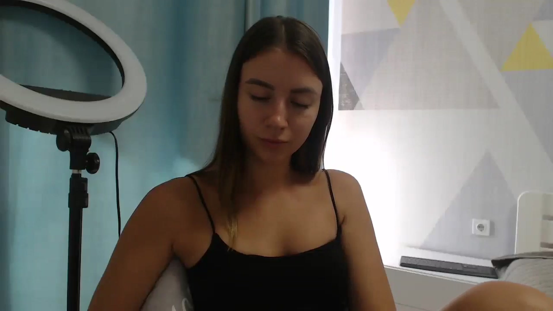 Gallery image thumbnail from Sulfate0's myfreecams stream on, 08/28/2025, 10:42 image 19 of 20