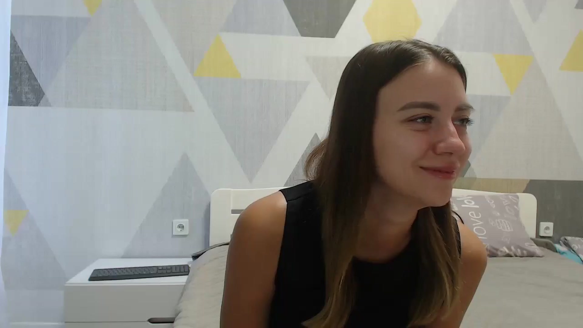 Gallery image thumbnail from Sulfate0's myfreecams stream on, 08/29/2025, 06:30 image 2 of 20