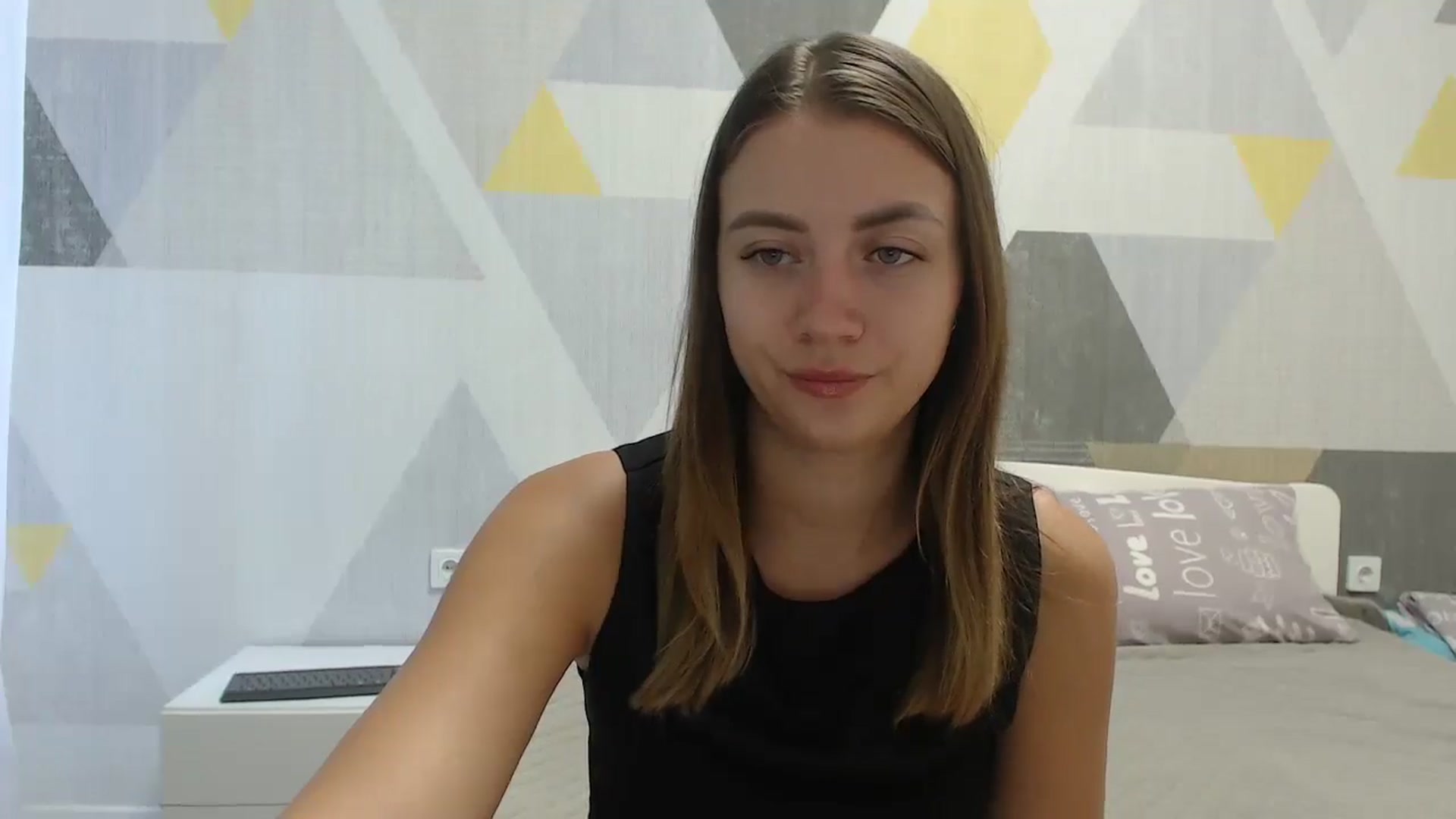 Gallery image thumbnail from Sulfate0's myfreecams stream on, 08/29/2025, 06:30 image 13 of 20