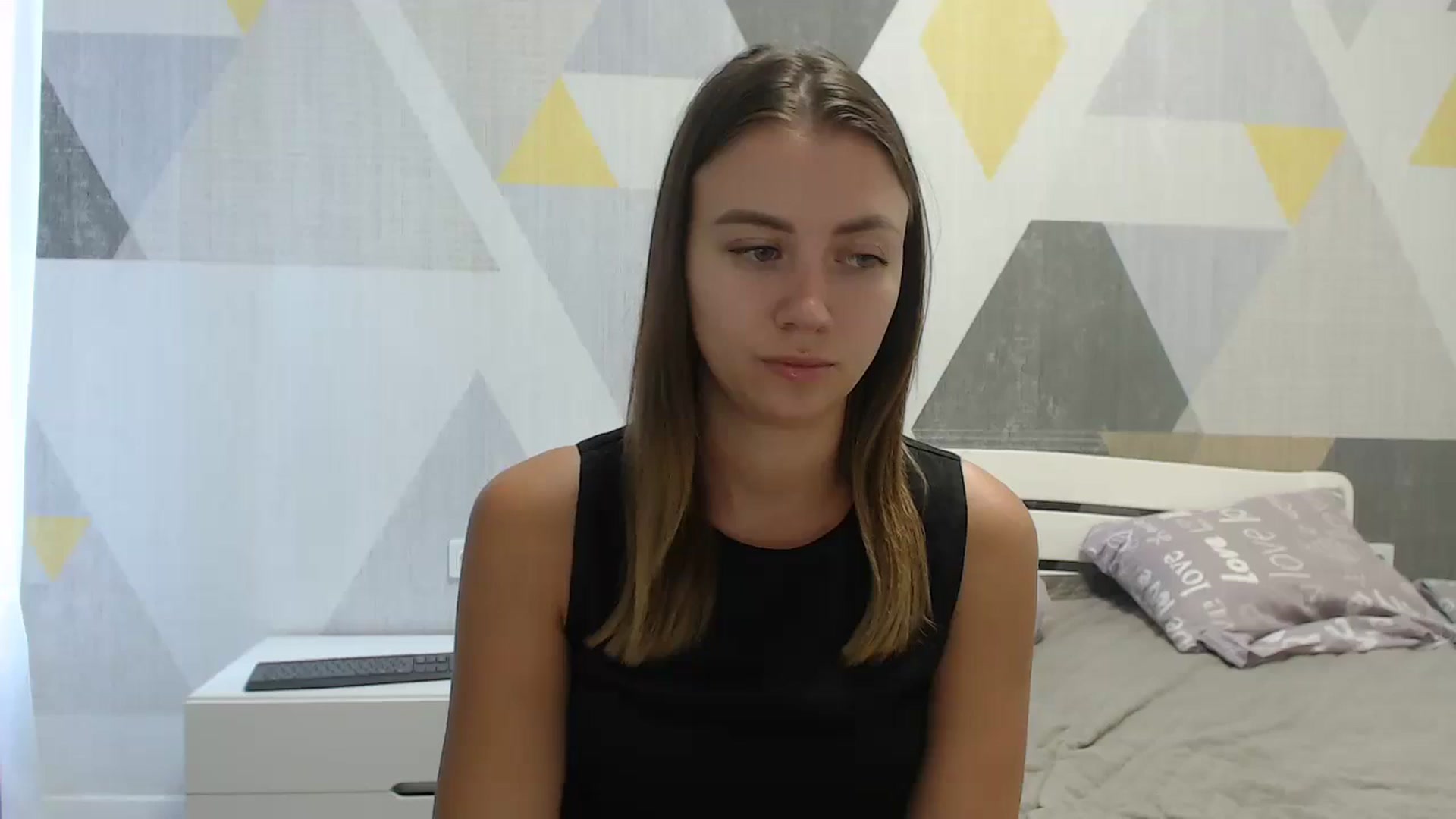 Gallery image thumbnail from Sulfate0's myfreecams stream on, 08/29/2025, 07:39 image 11 of 20