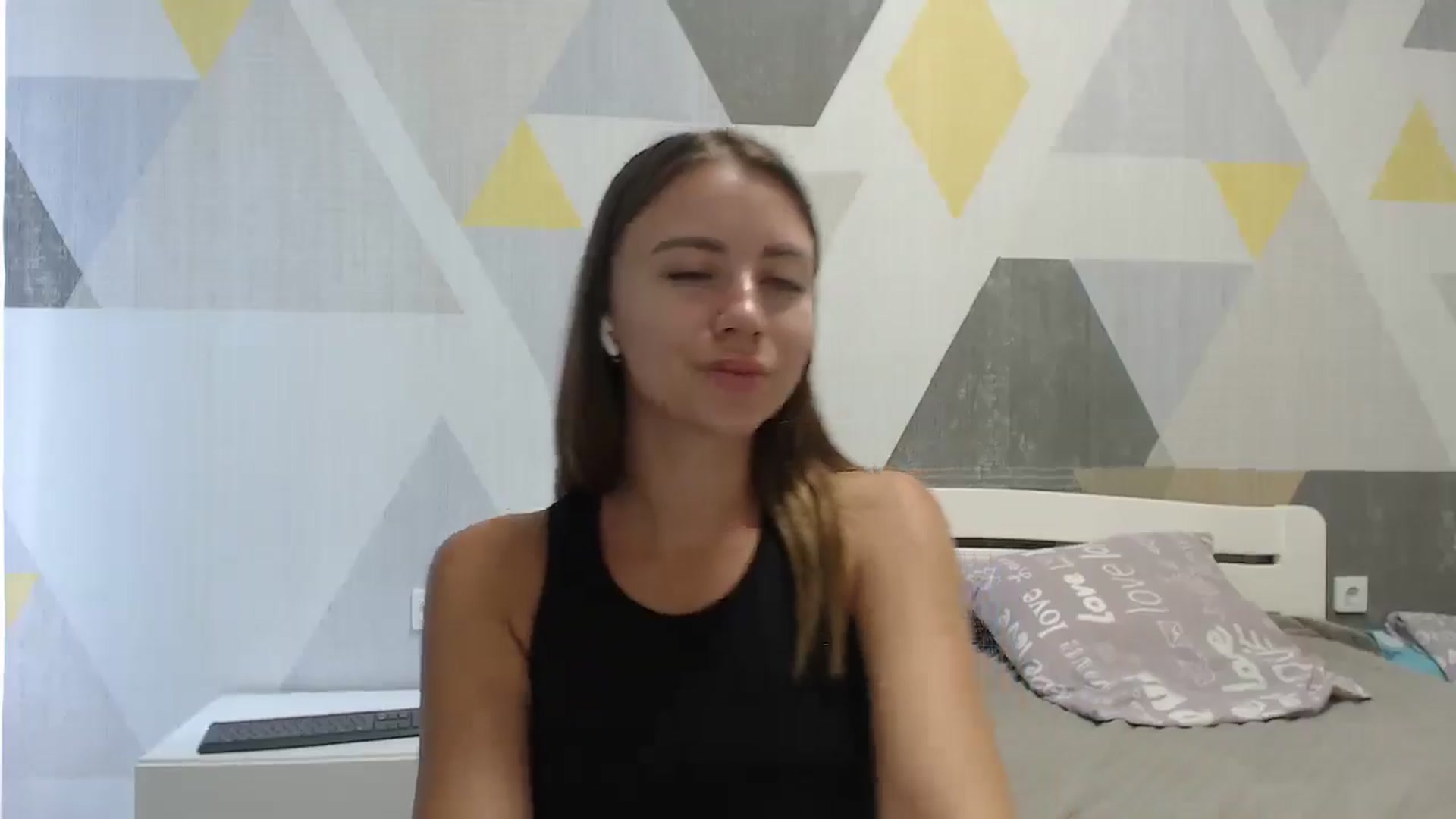 Gallery image thumbnail from Sulfate0's myfreecams stream on, 08/31/2025, 08:33 image 13 of 20