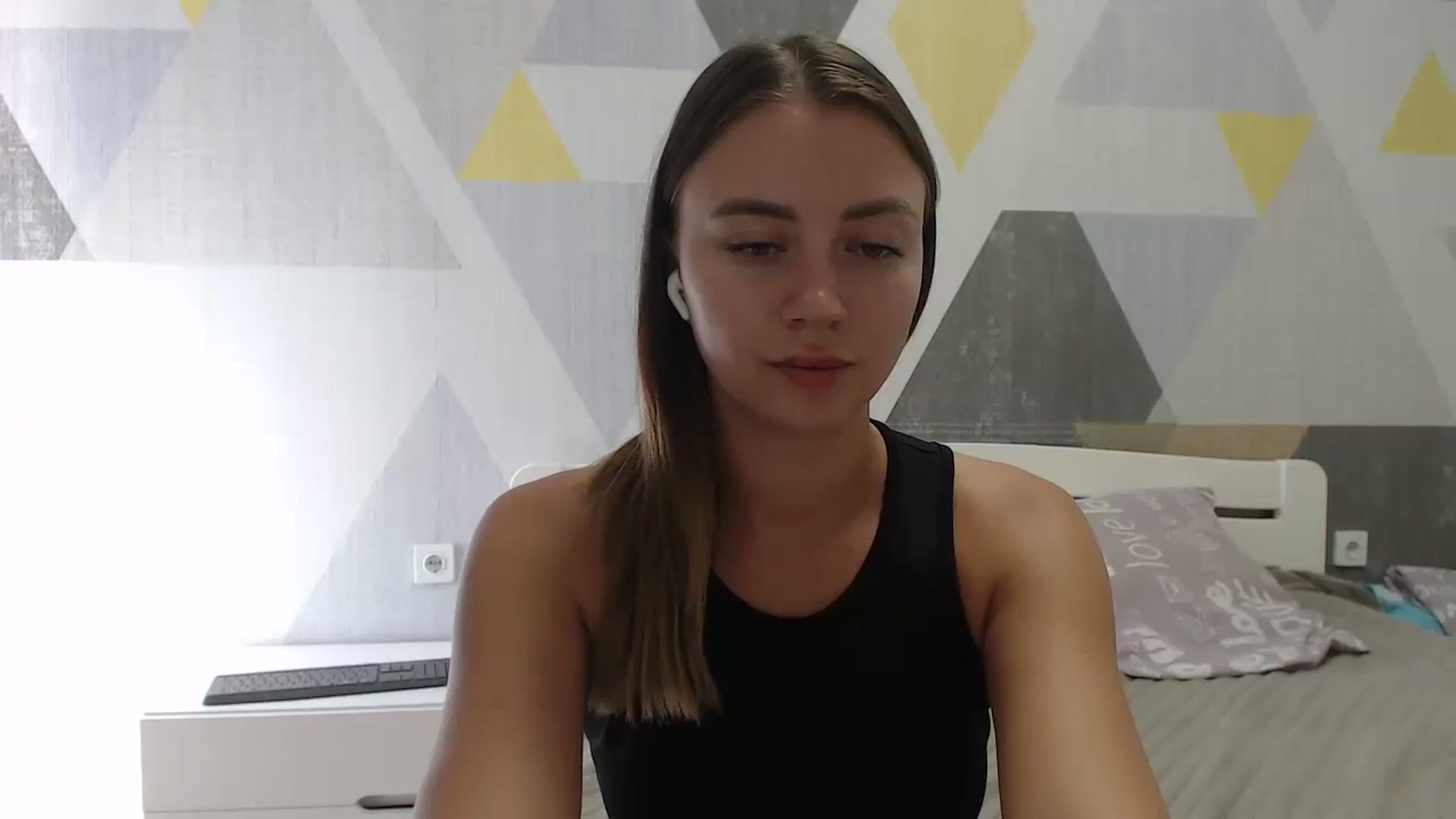 Gallery image thumbnail from Sulfate0's myfreecams stream on, 08/31/2025, 10:11 image 15 of 20